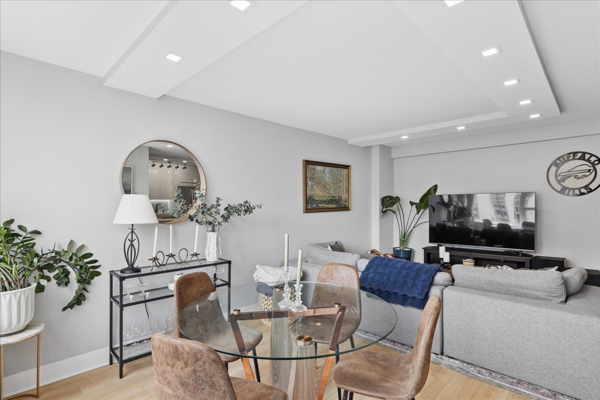 1355 N Sandburg Terrace Unit: 706D