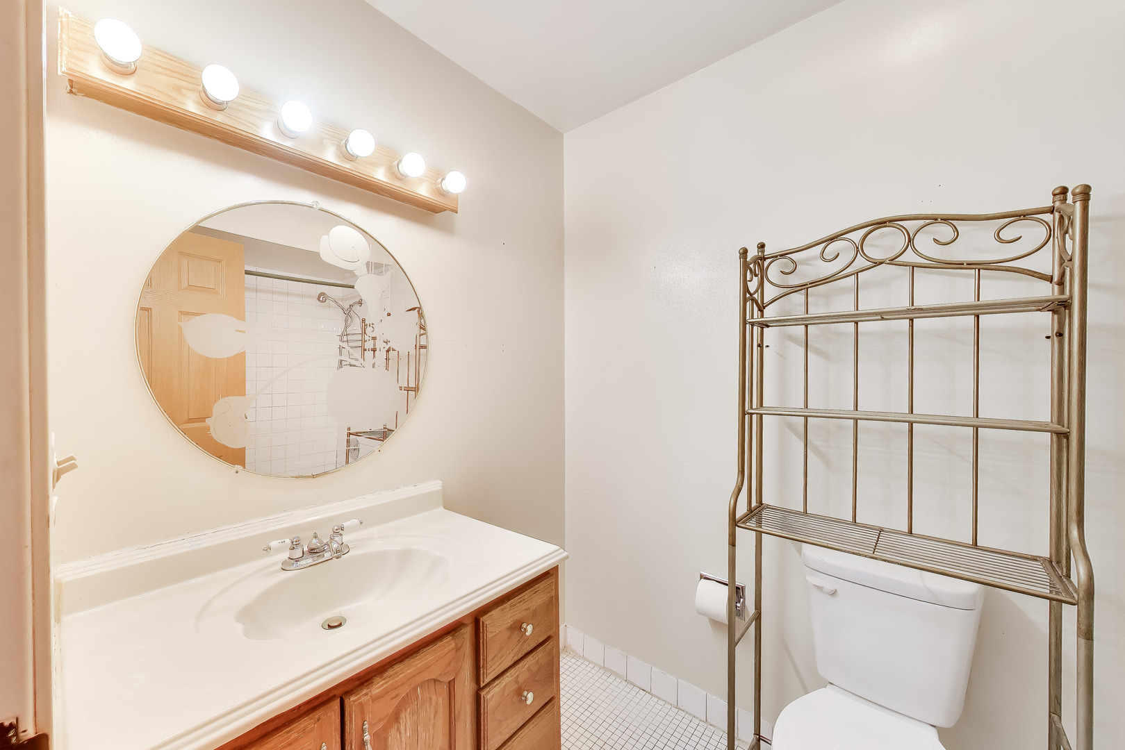 7908 W North Avenue Unit: 201C