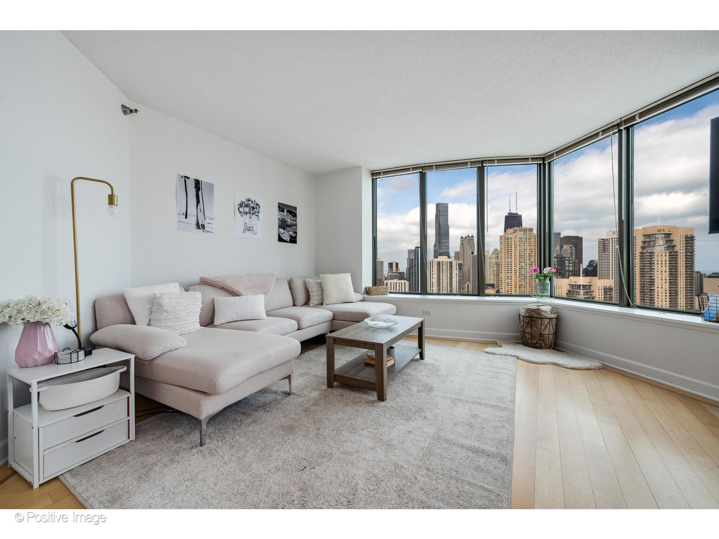 400 N Lasalle Boulevard Unit: 4402