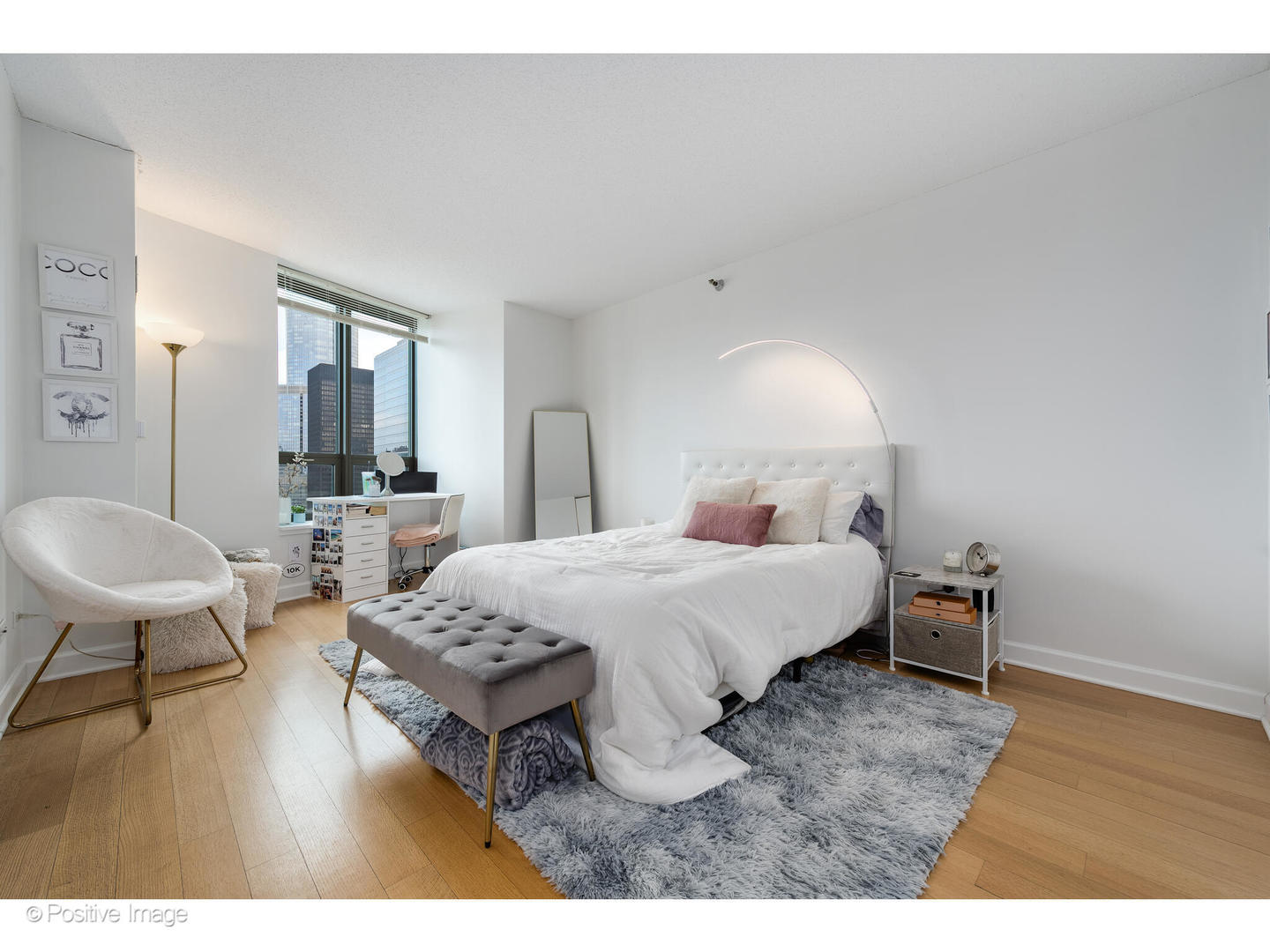400 N Lasalle Boulevard Unit: 4402