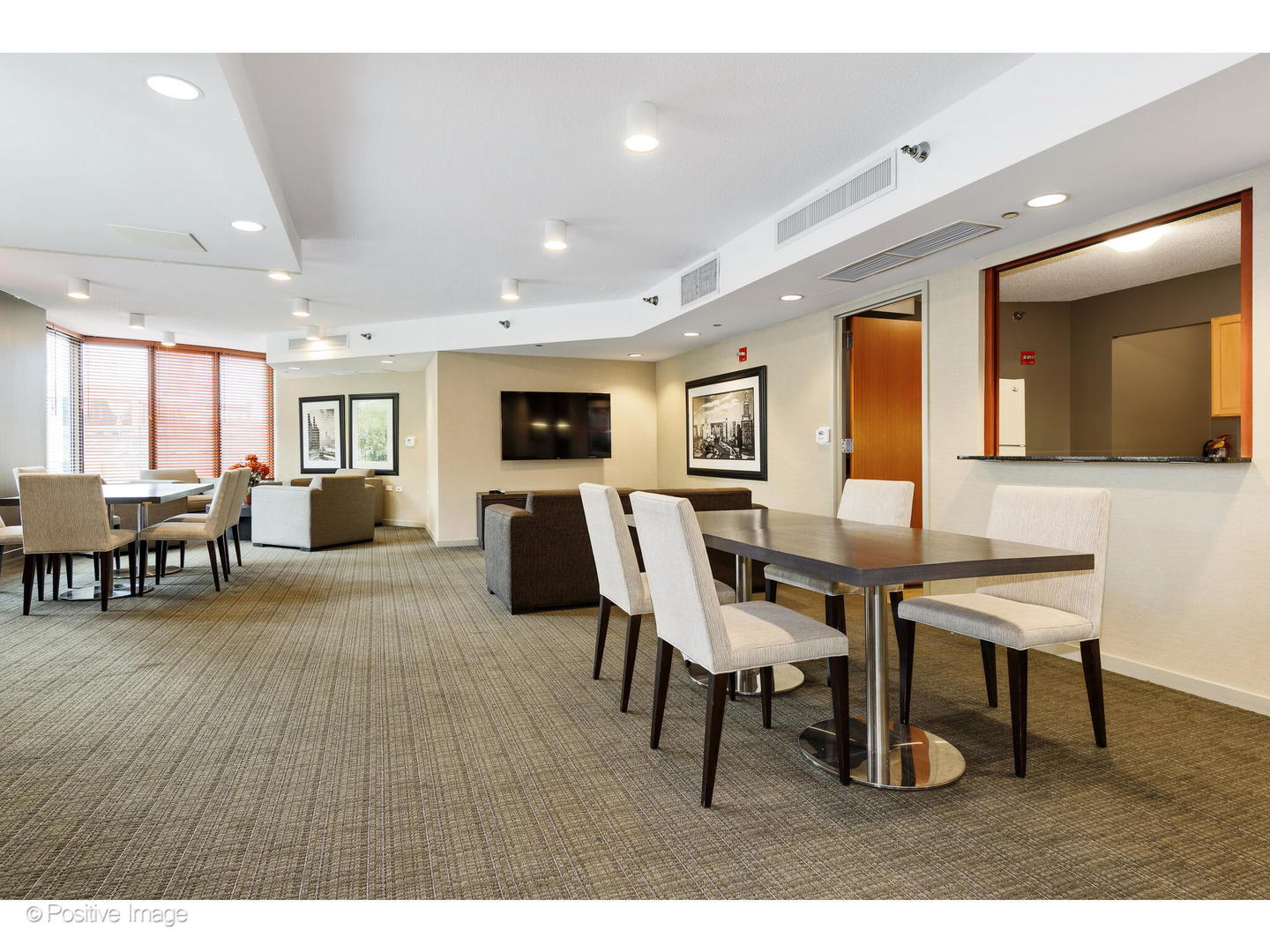 400 N Lasalle Boulevard Unit: 4402