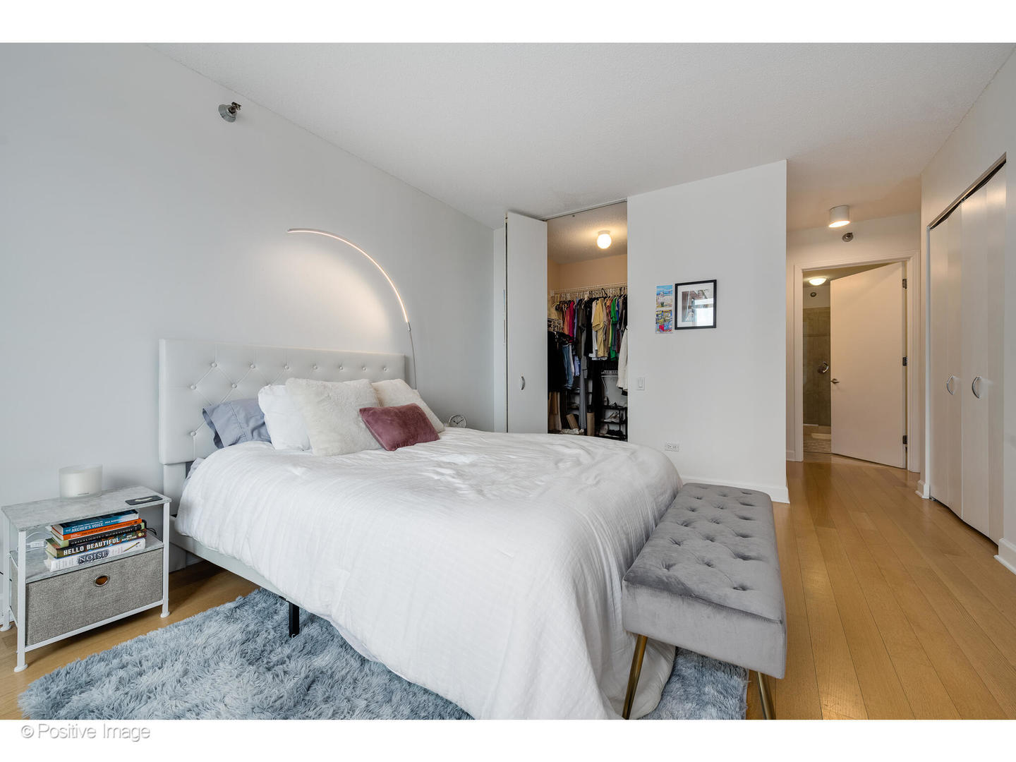 400 N Lasalle Boulevard Unit: 4402