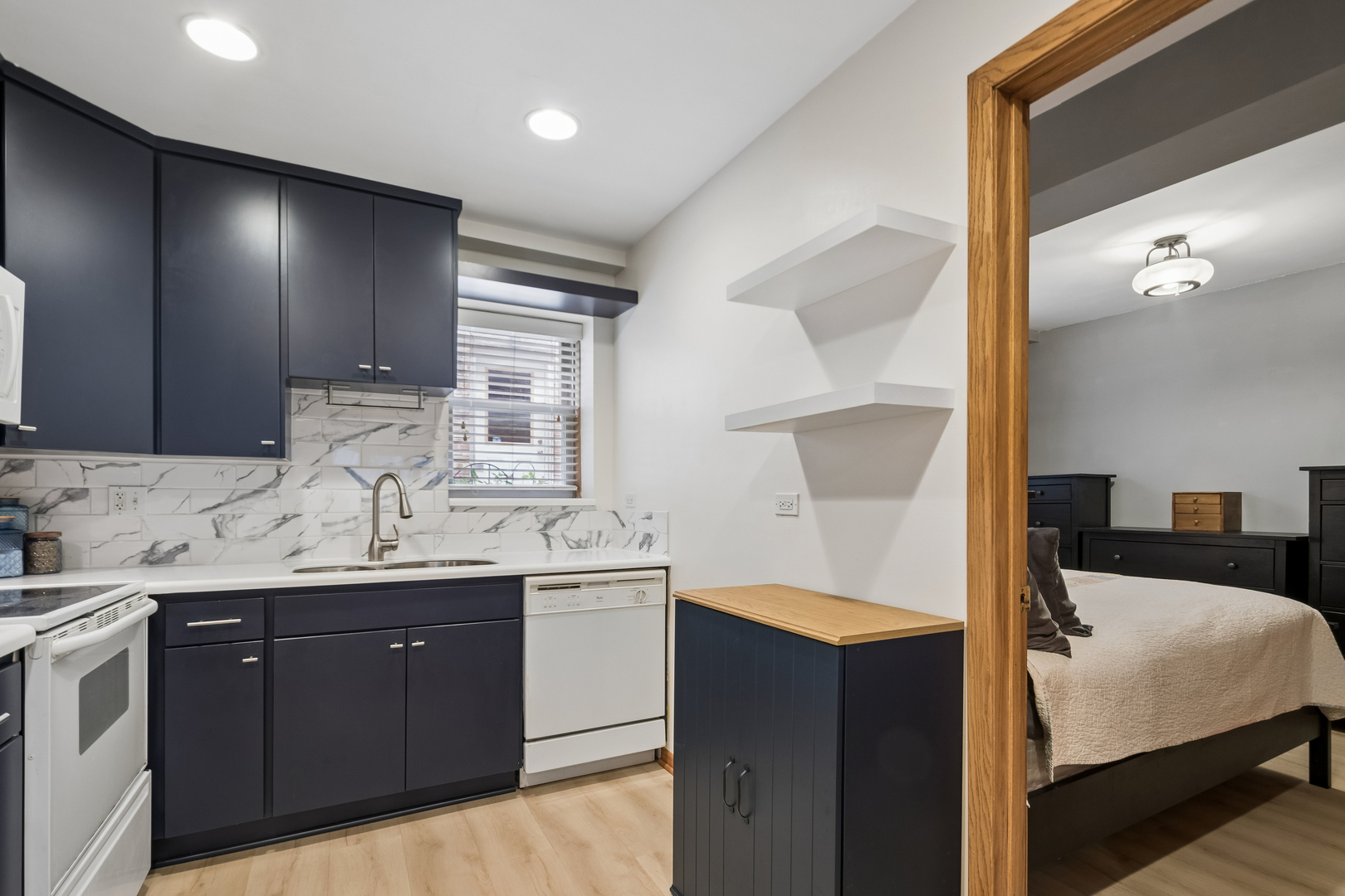 7310 N HARLEM Street Unit: 102