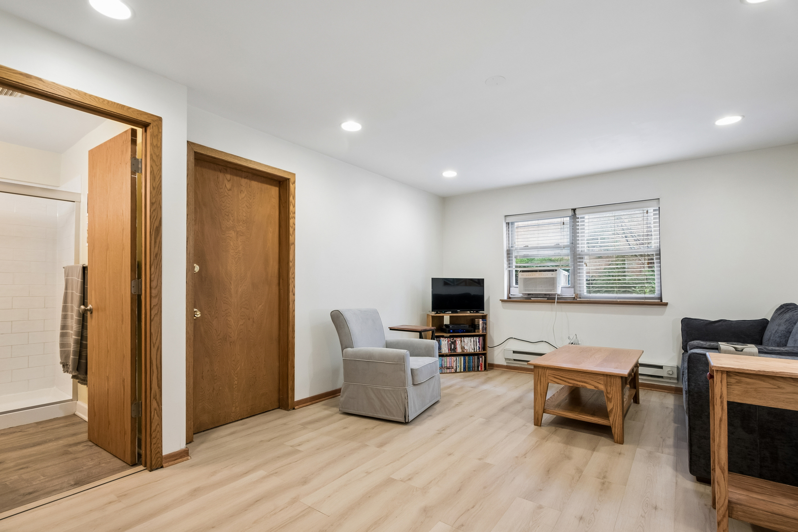 7310 N HARLEM Street Unit: 102