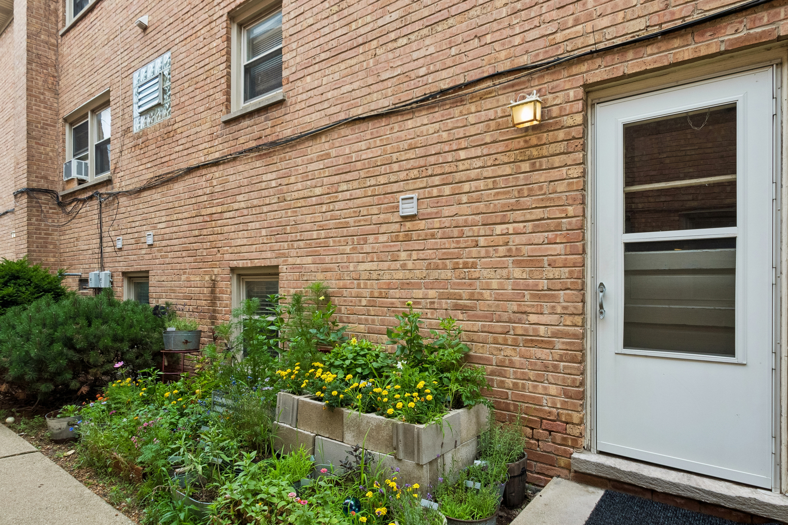 7310 N HARLEM Street Unit: 102