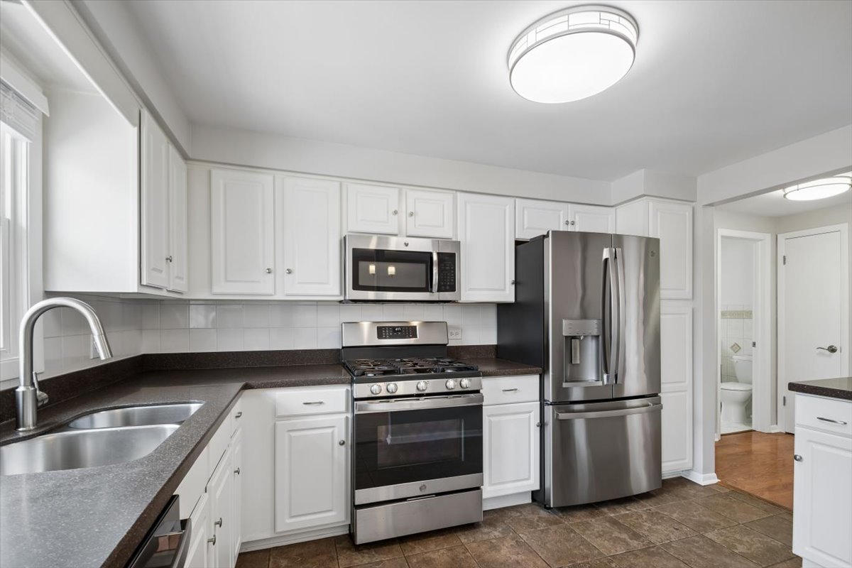 6551 N Harlem Avenue Unit: 3S