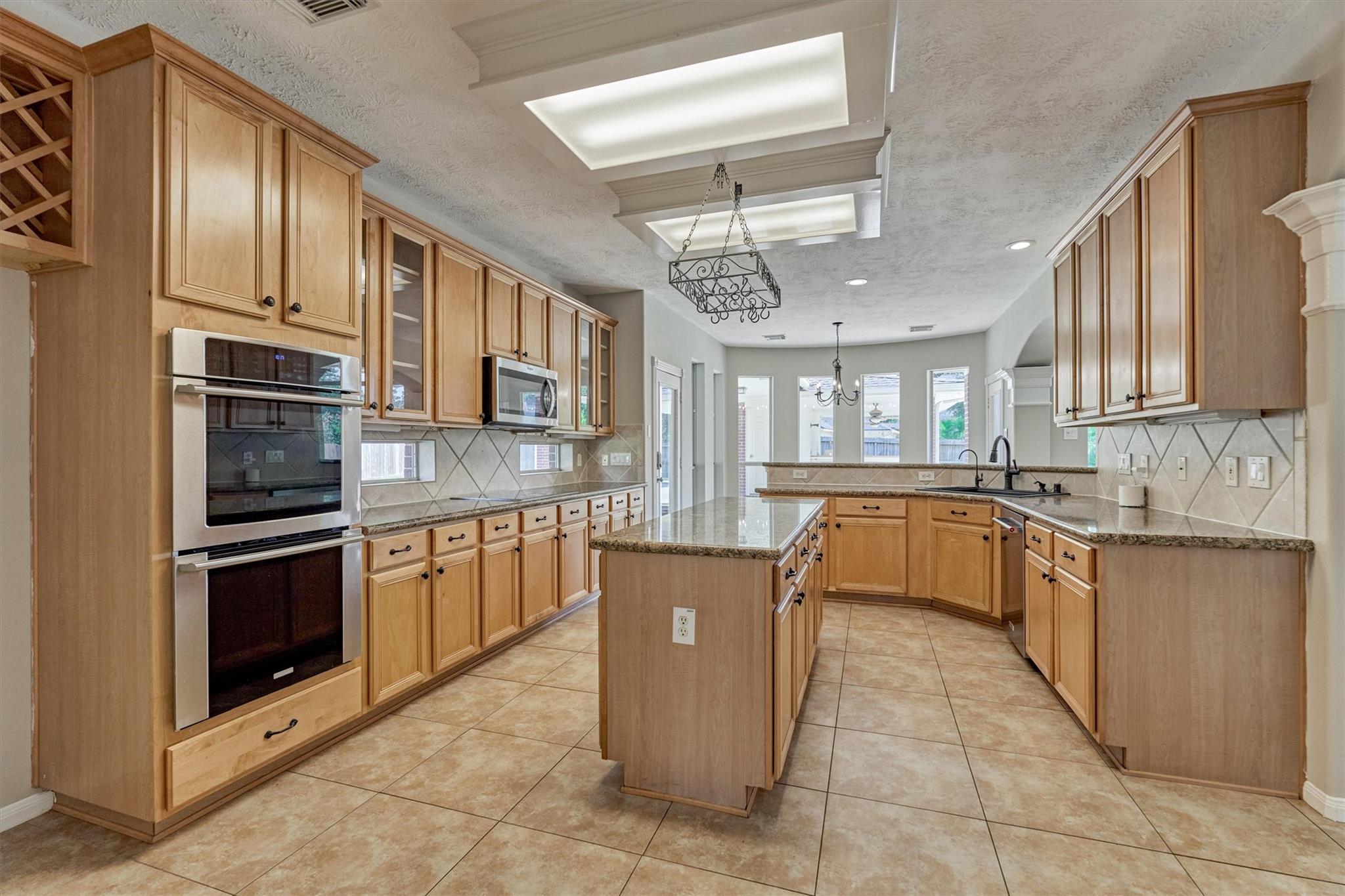 6610 Glenhill Drive
