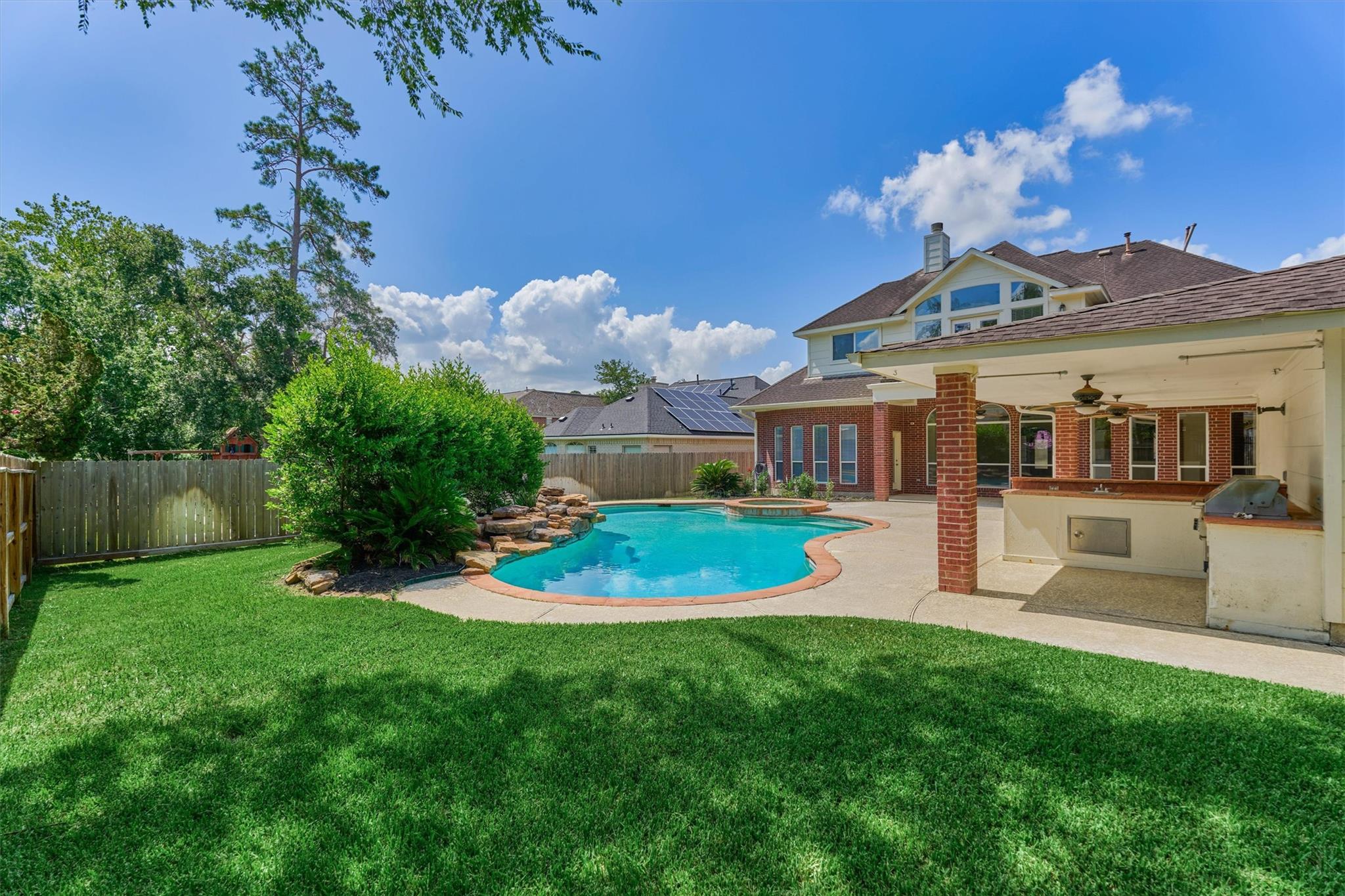 6610 Glenhill Drive