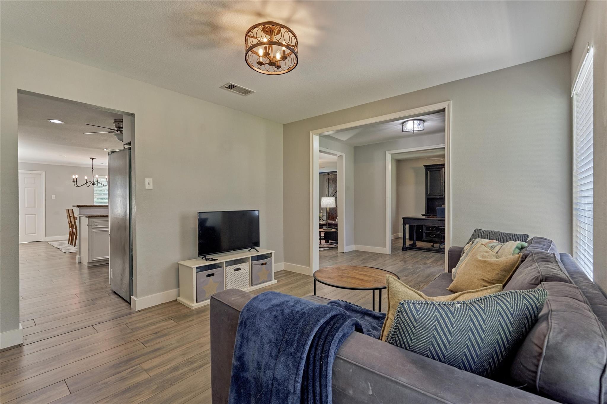 6515 Glenhill Drive