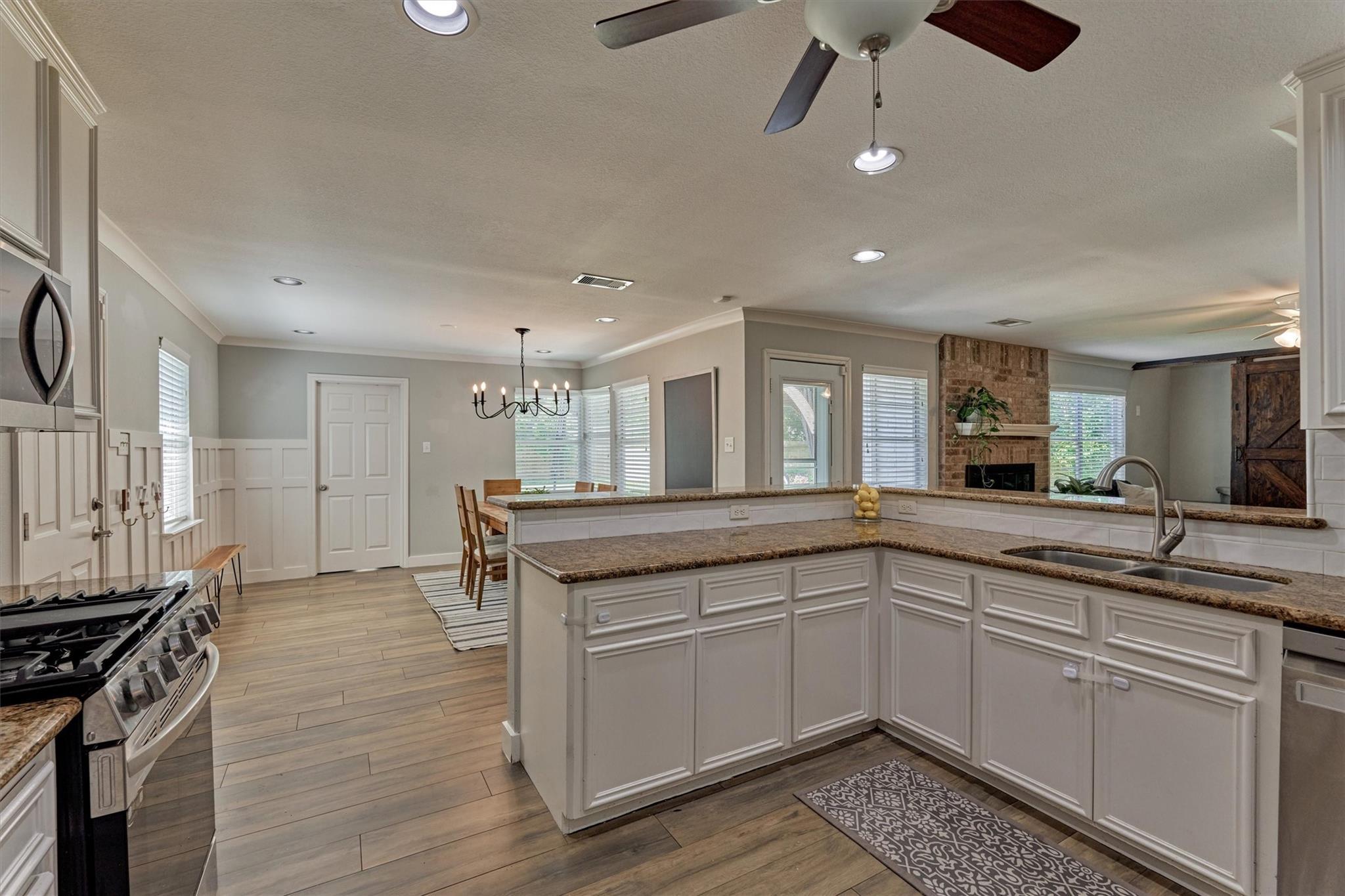 6515 Glenhill Drive