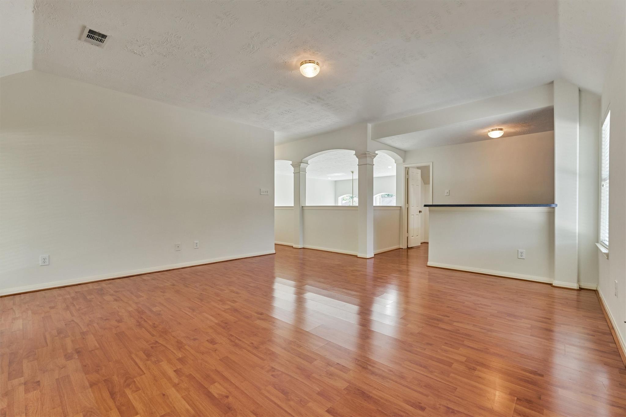 9915 Willow Crossing Drive