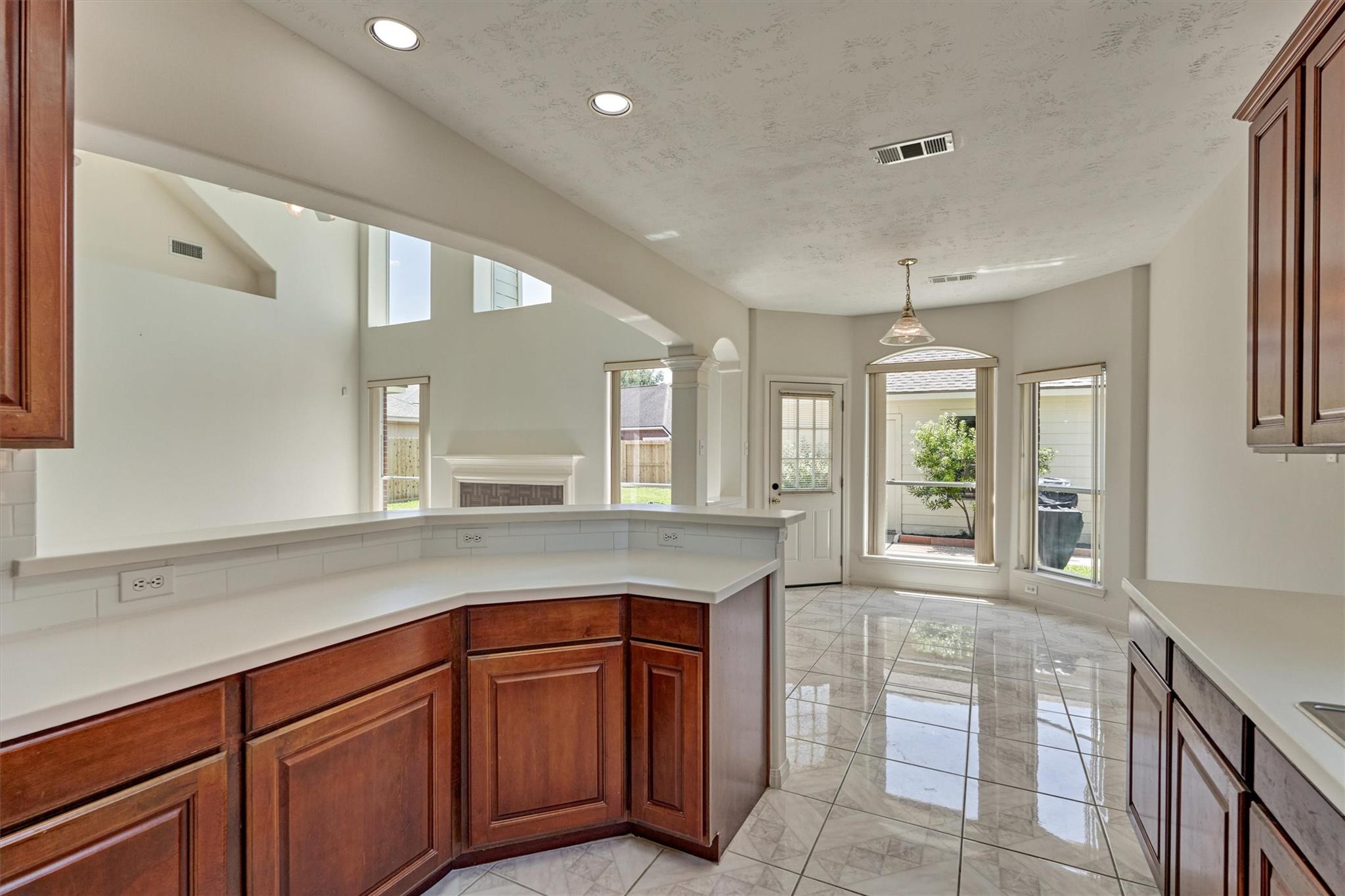 9915 Willow Crossing Drive