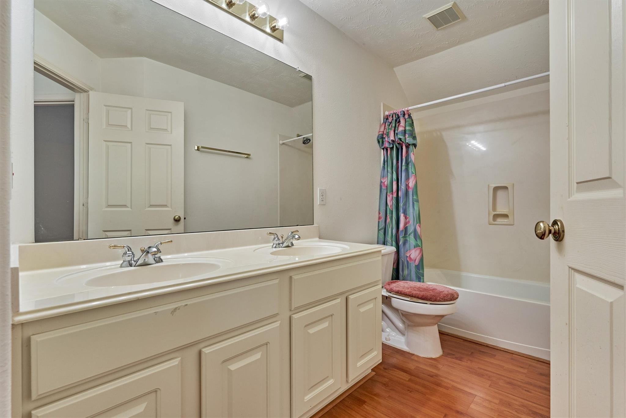 9915 Willow Crossing Drive