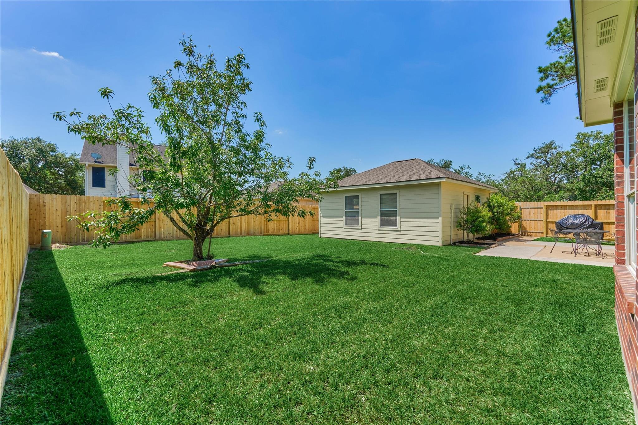 9915 Willow Crossing Drive