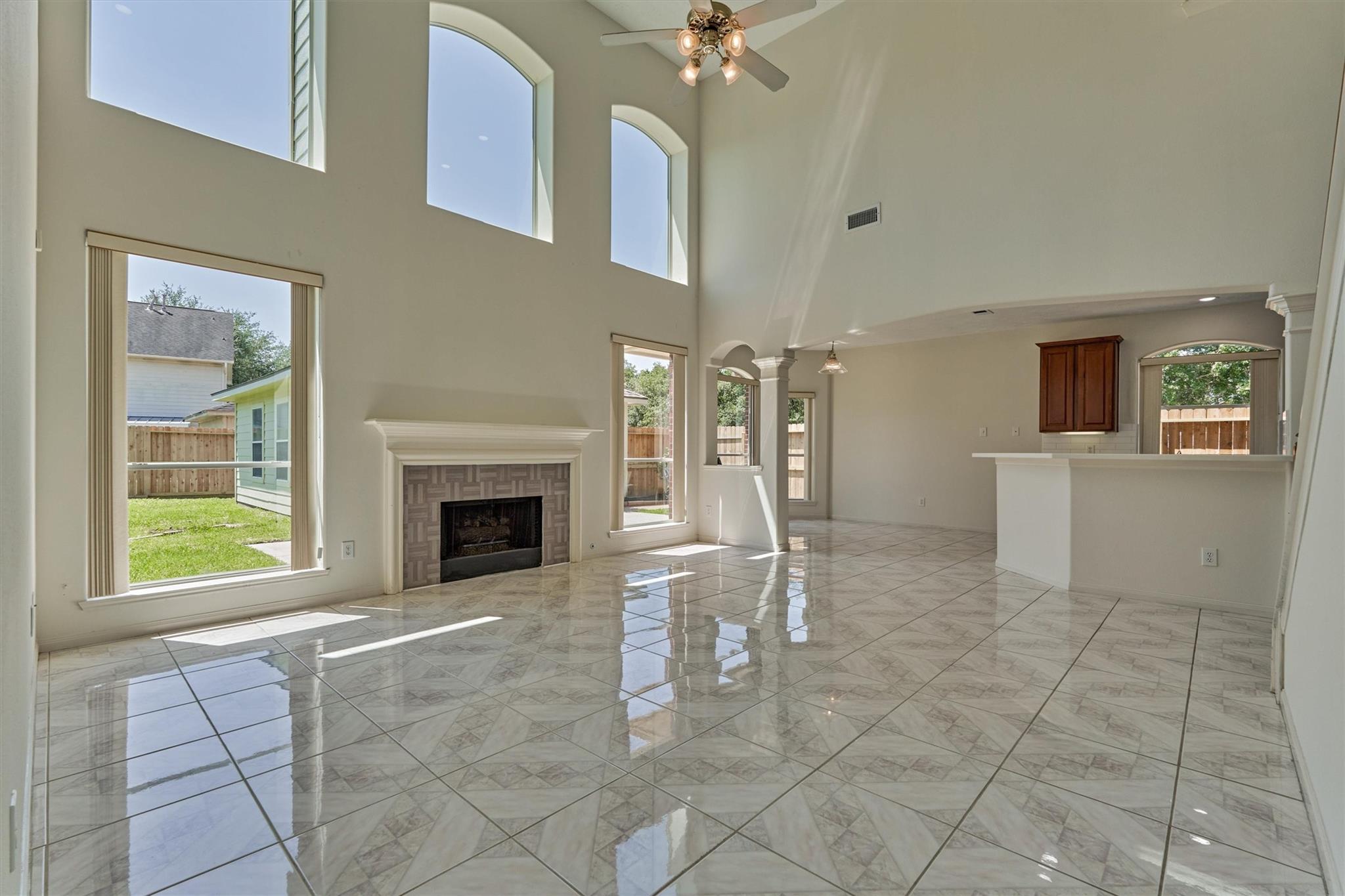 9915 Willow Crossing Drive