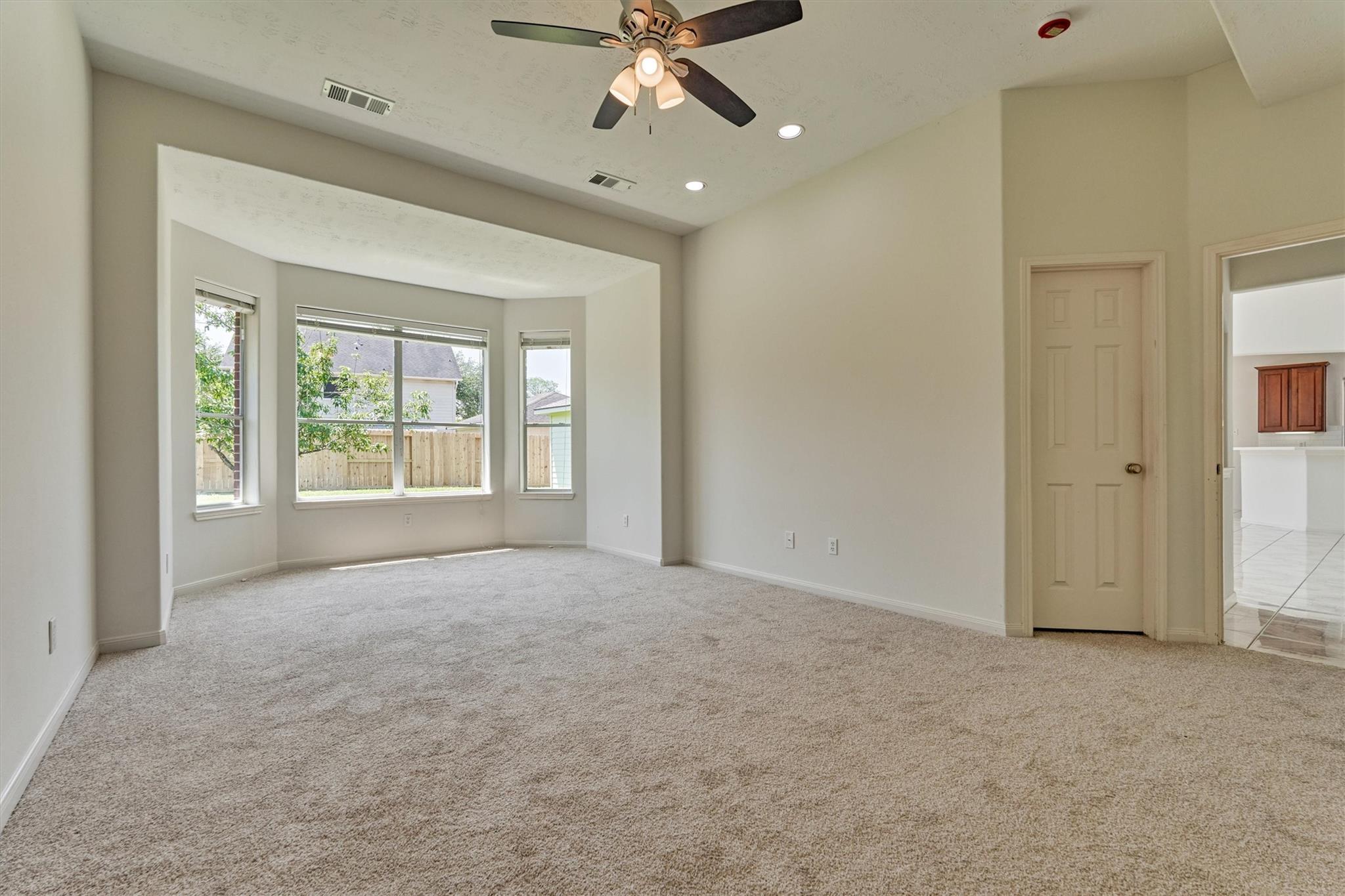 9915 Willow Crossing Drive