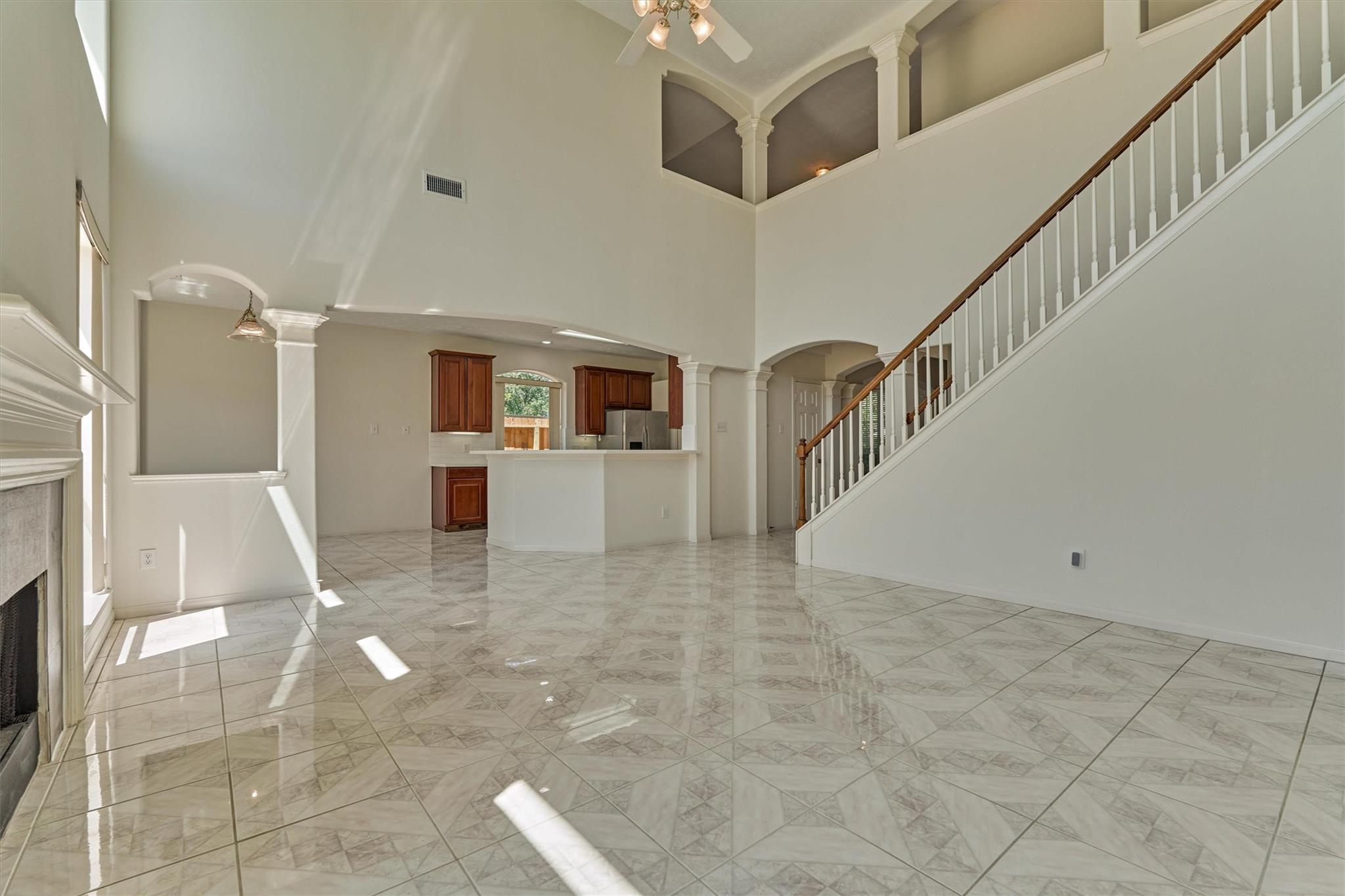 9915 Willow Crossing Drive