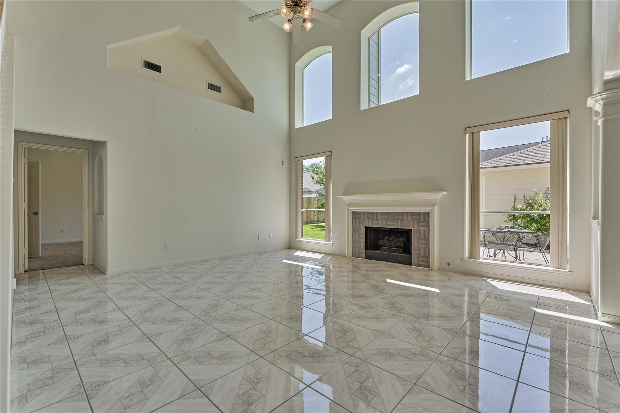 9915 Willow Crossing Drive