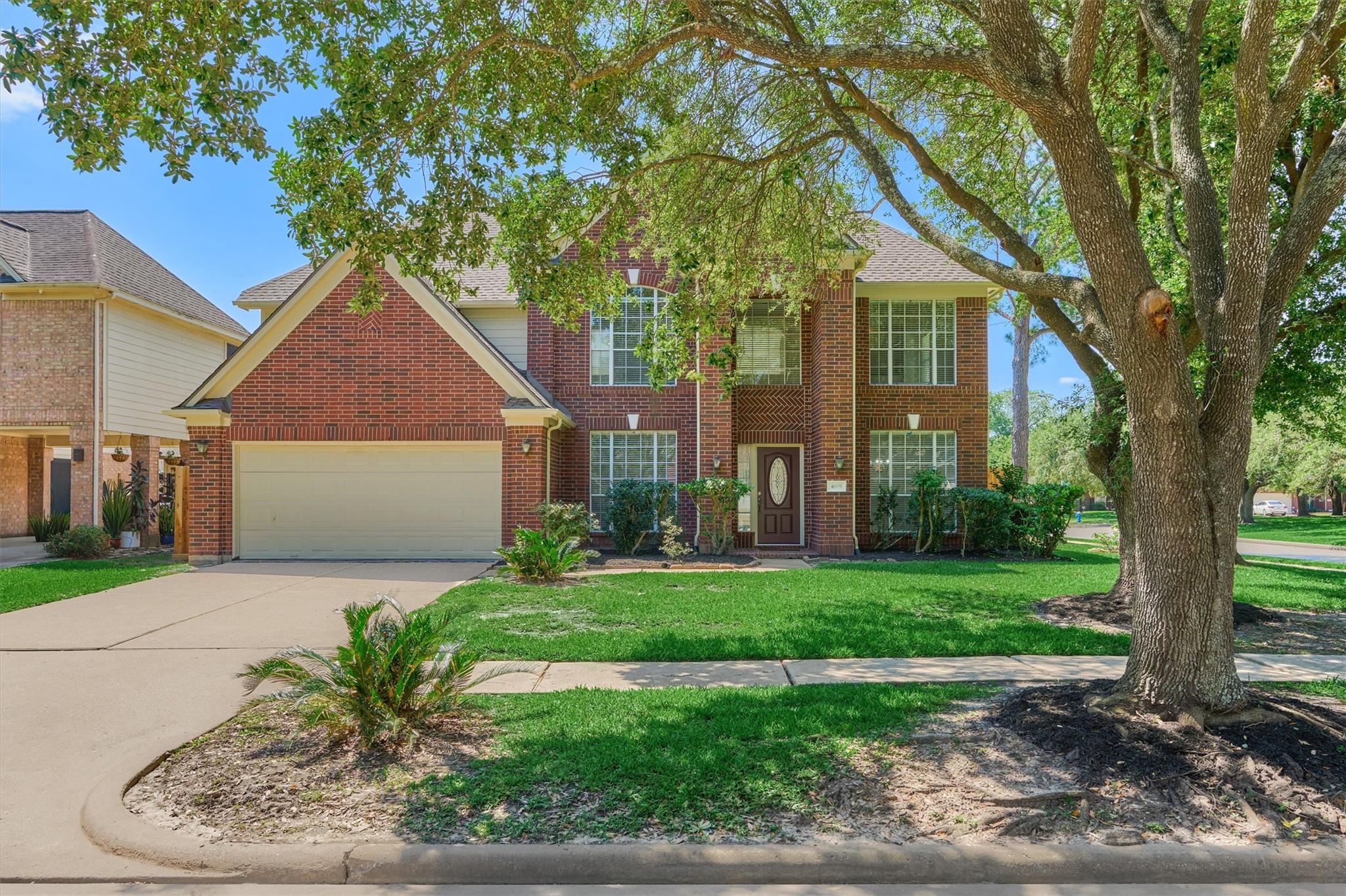 9915 Willow Crossing Drive