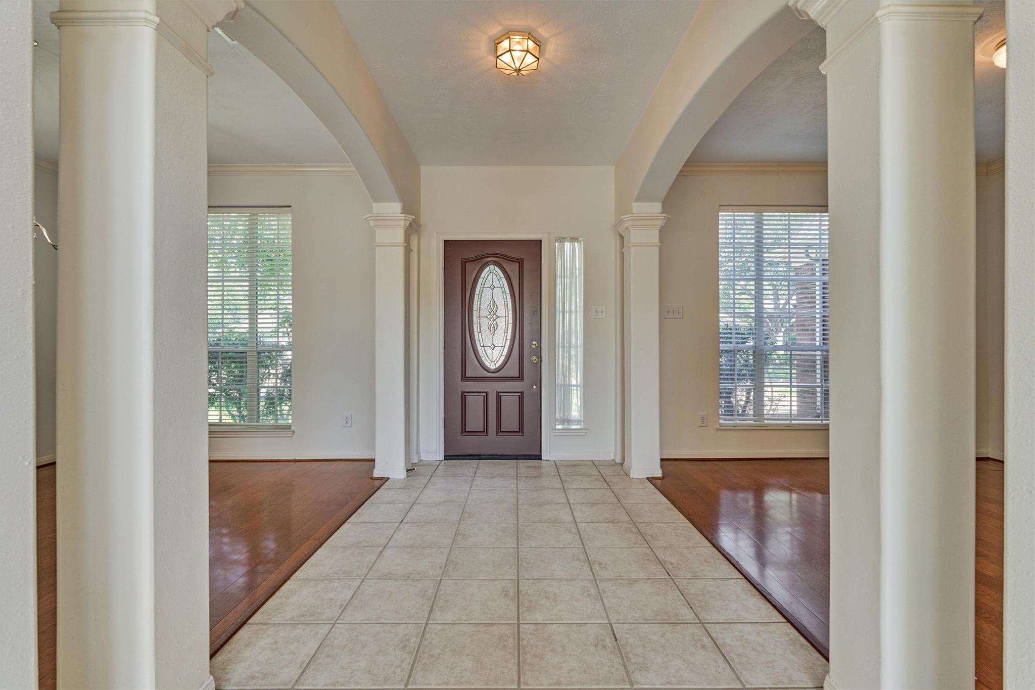 9915 Willow Crossing Drive