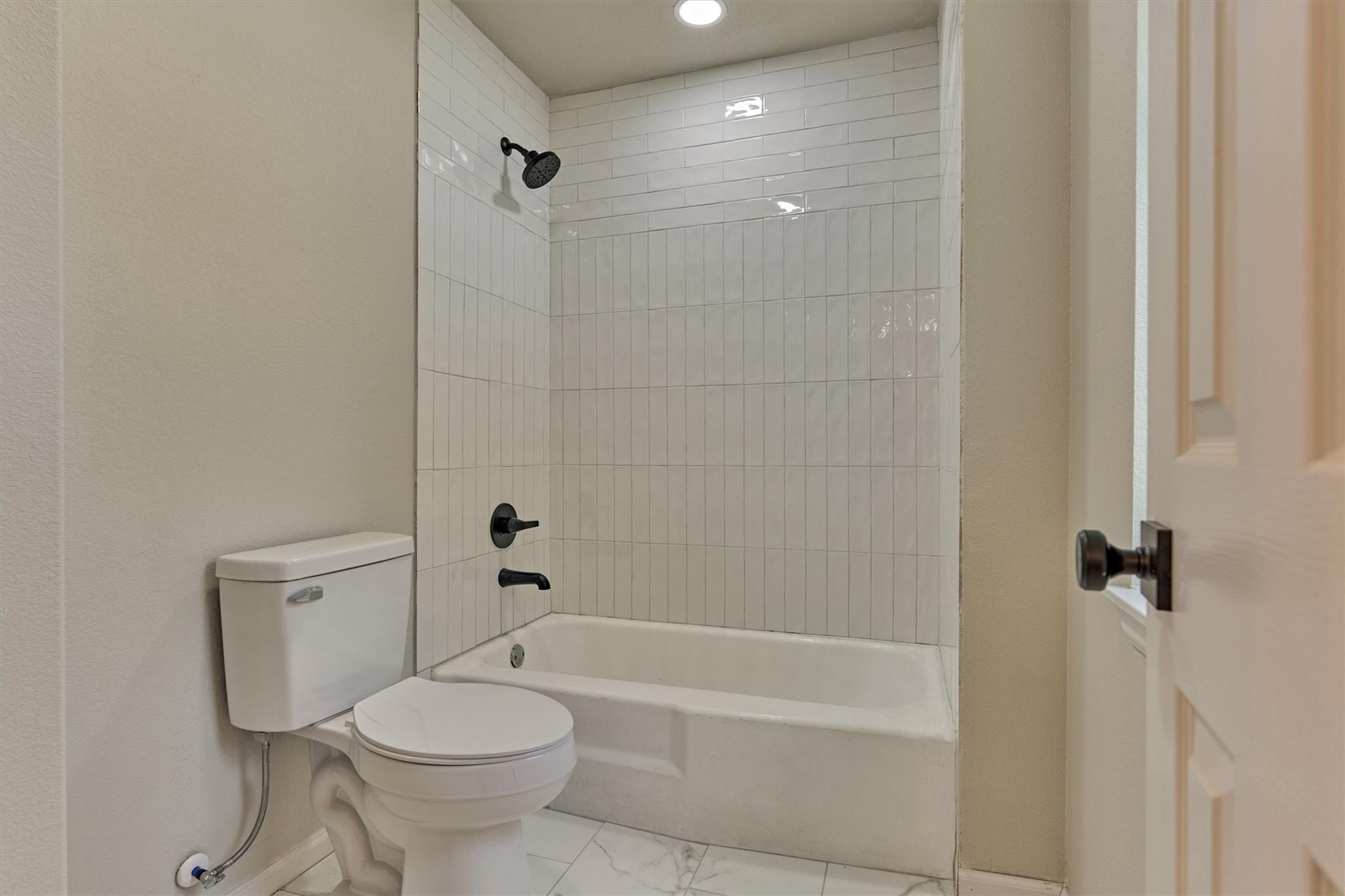6107 Jadecrest Court