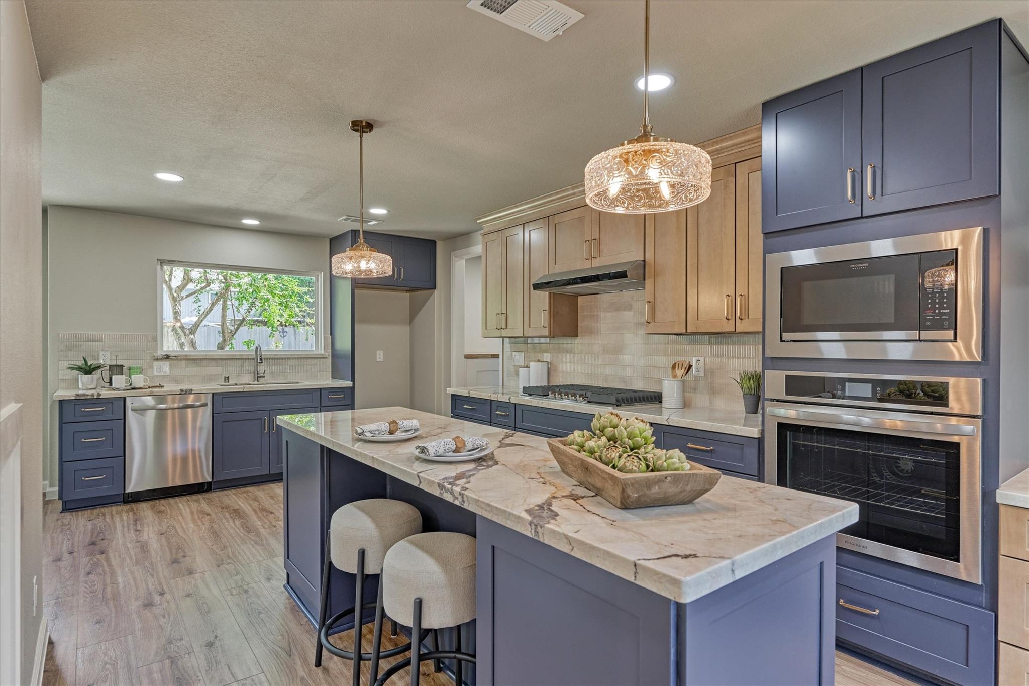 6107 Jadecrest Court