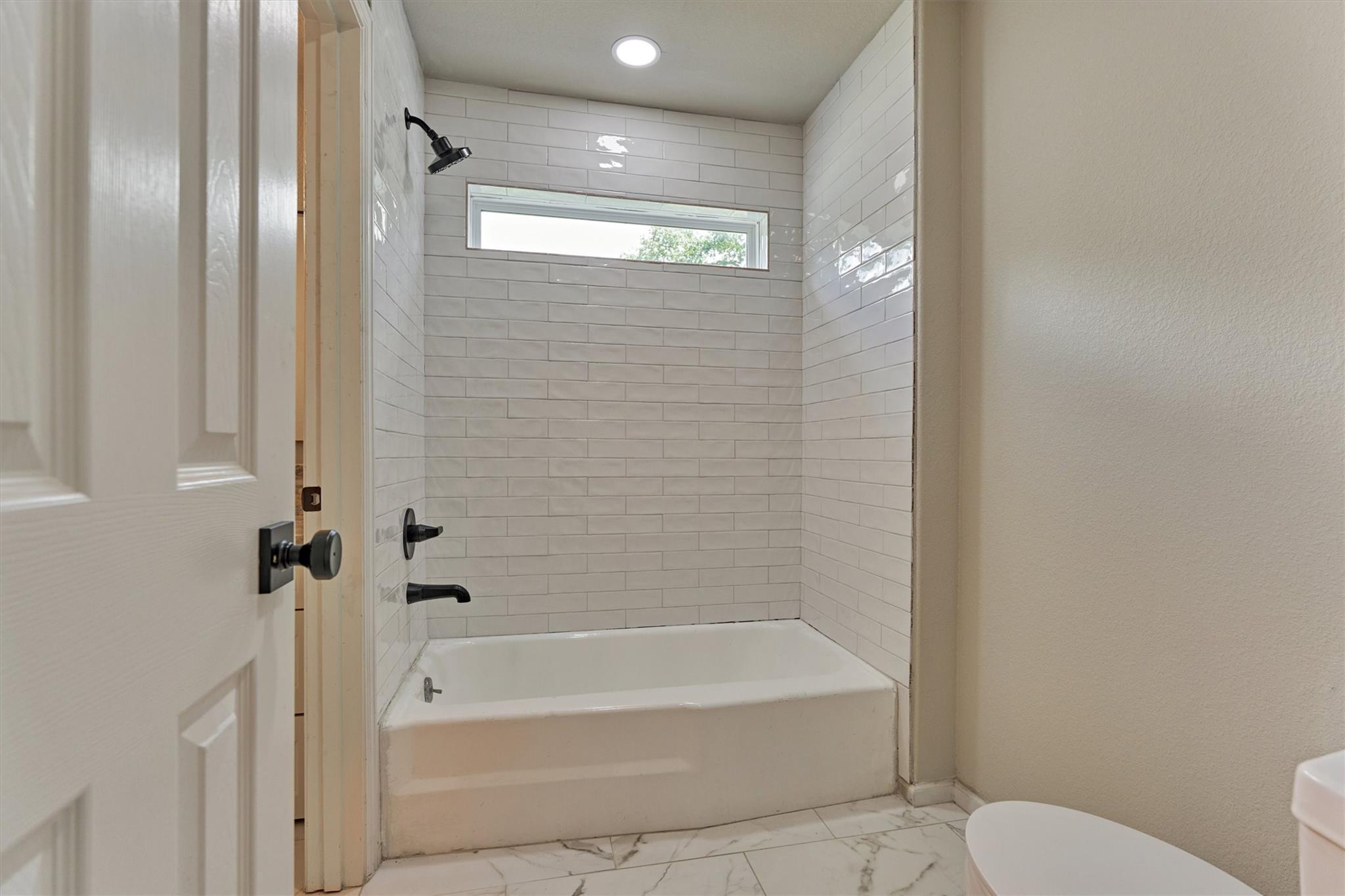 6107 Jadecrest Court