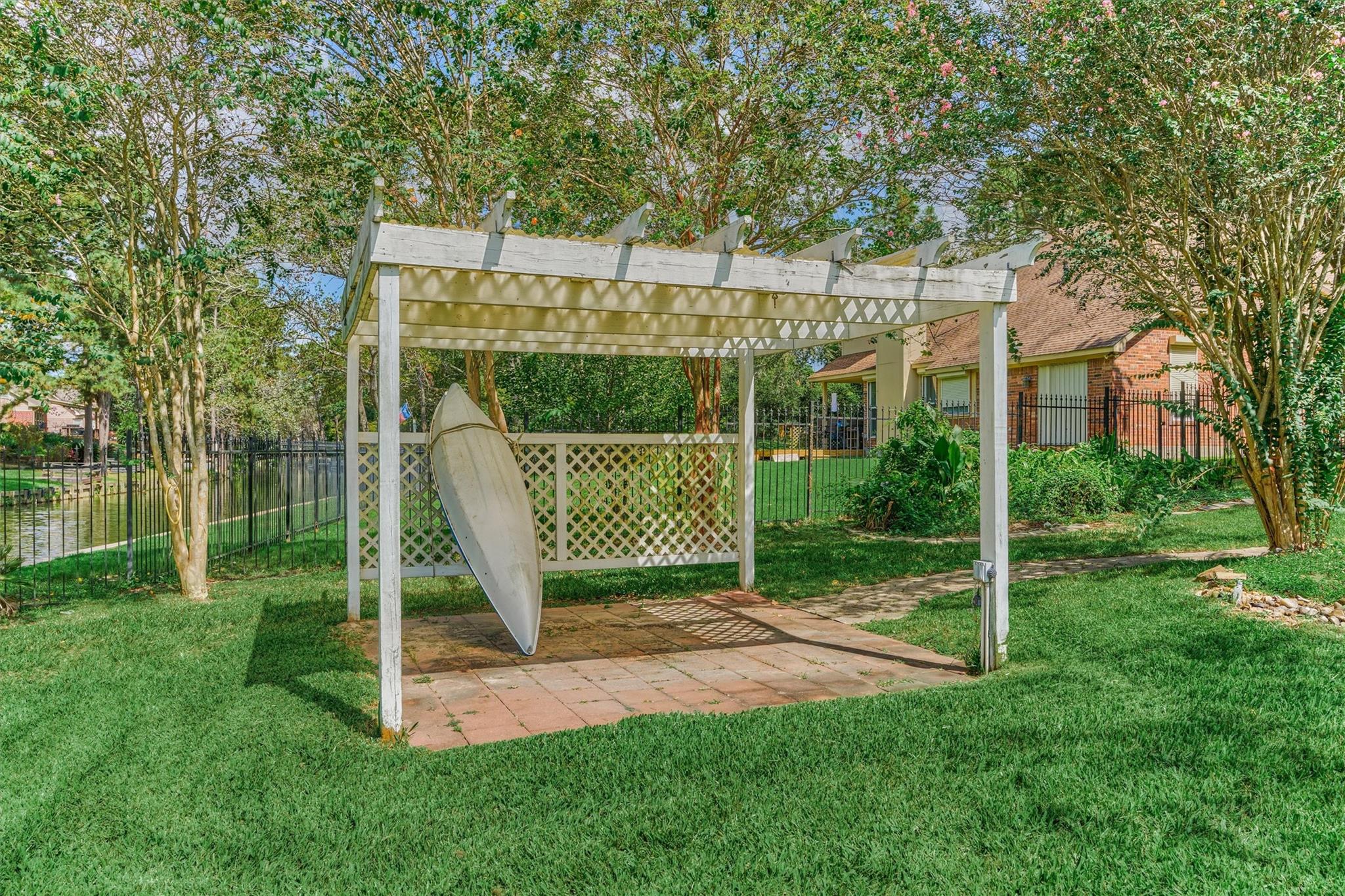 8710 Cross Country Drive