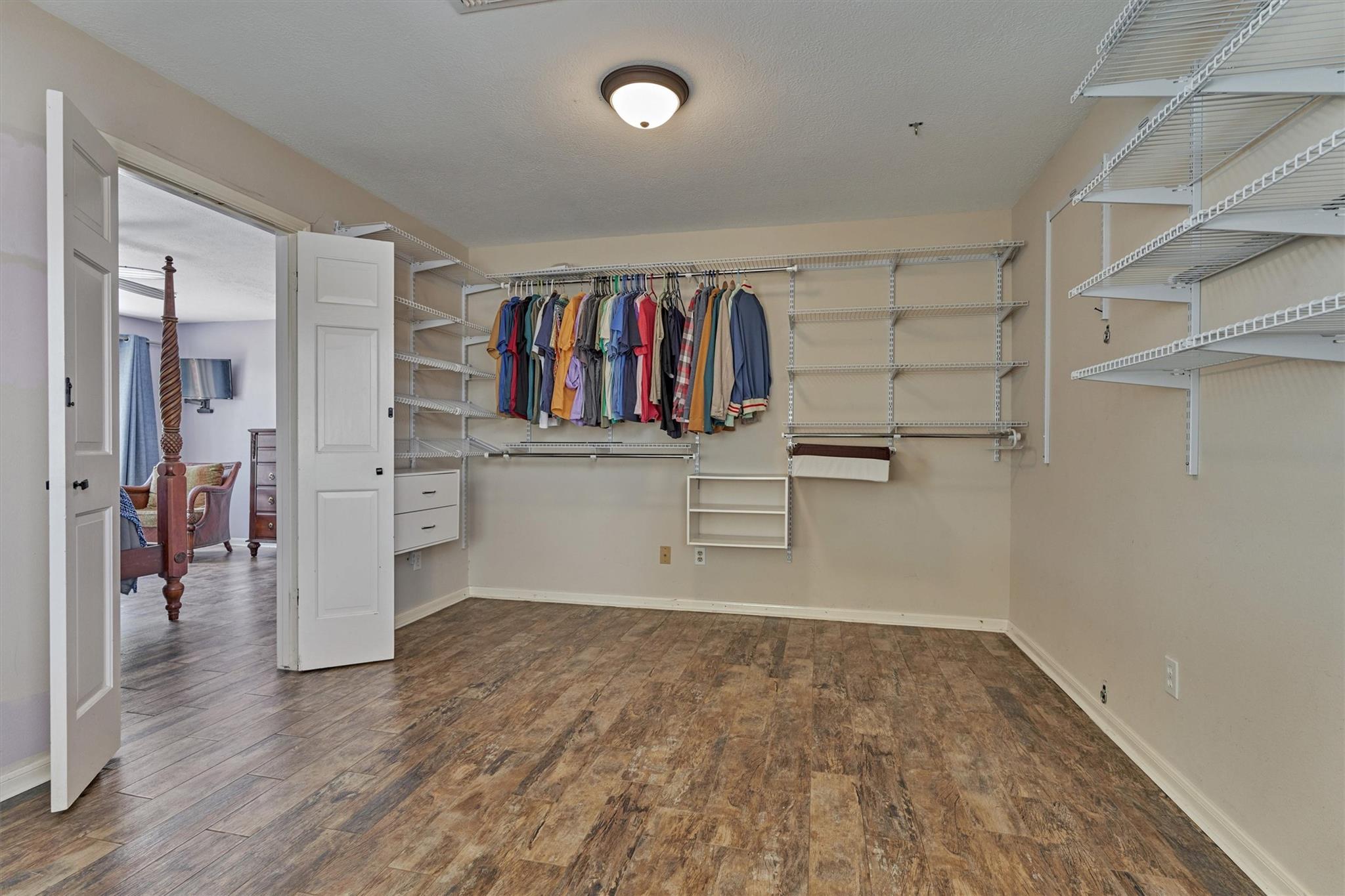 8710 Cross Country Drive