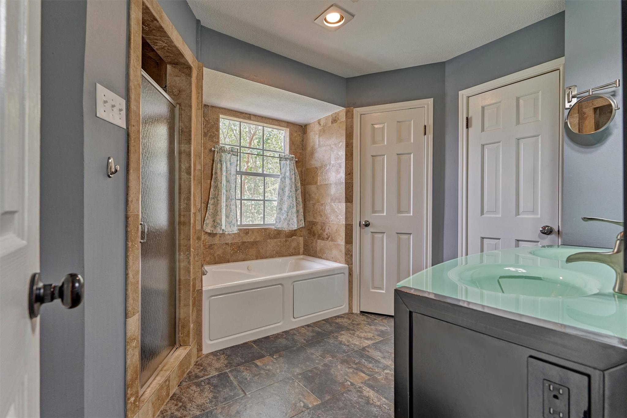 8710 Cross Country Drive