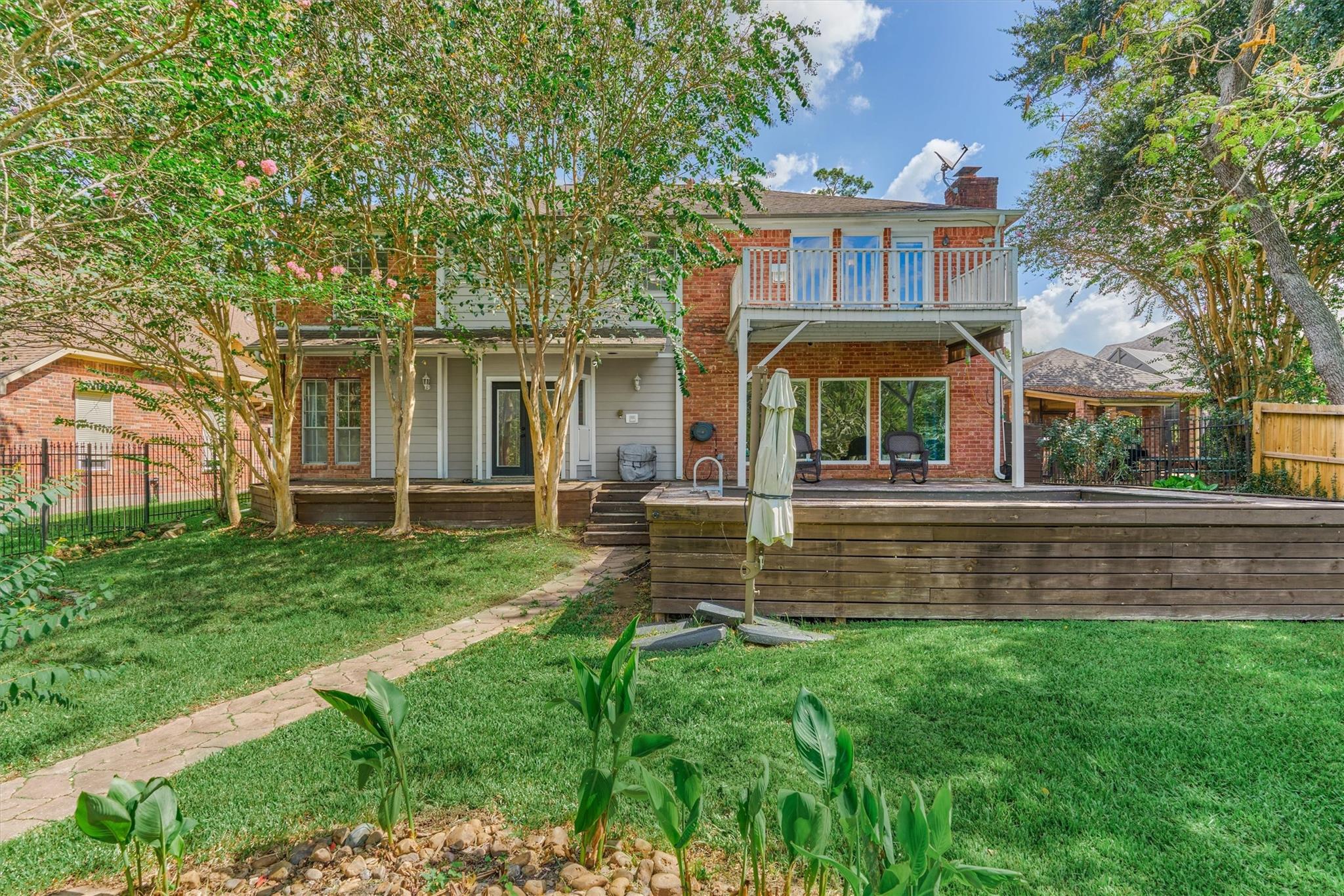 8710 Cross Country Drive