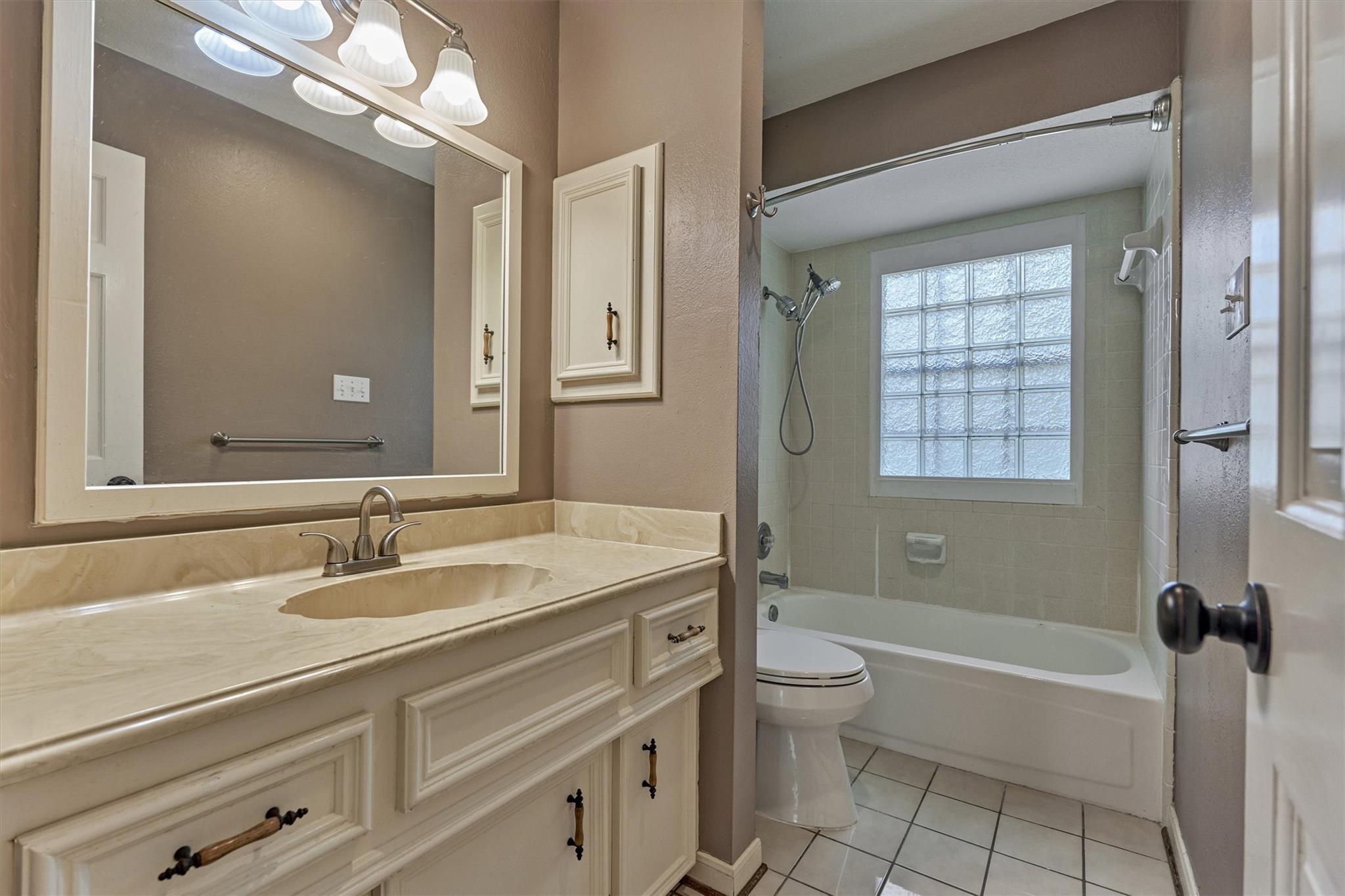 8710 Cross Country Drive