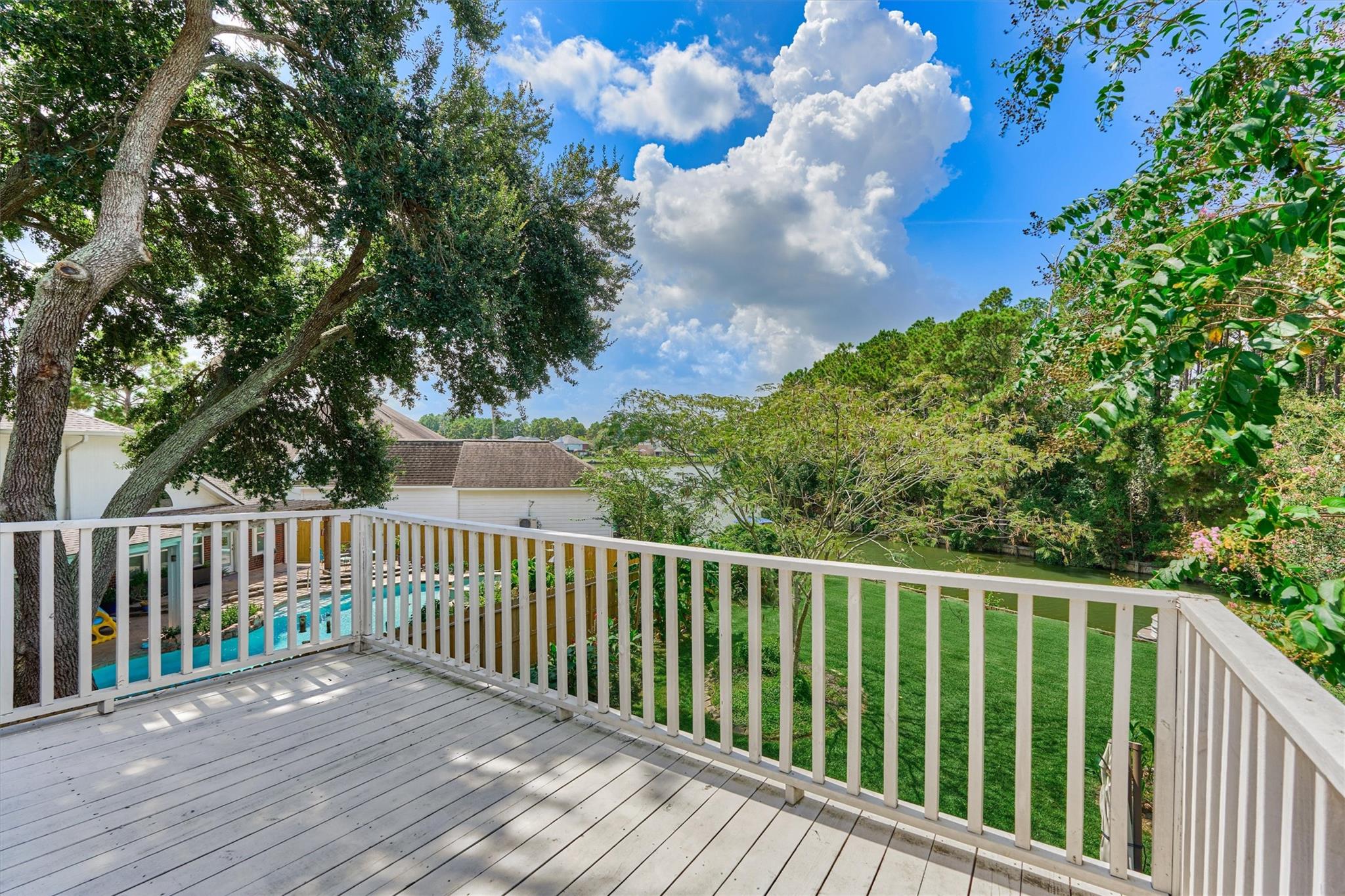 8710 Cross Country Drive