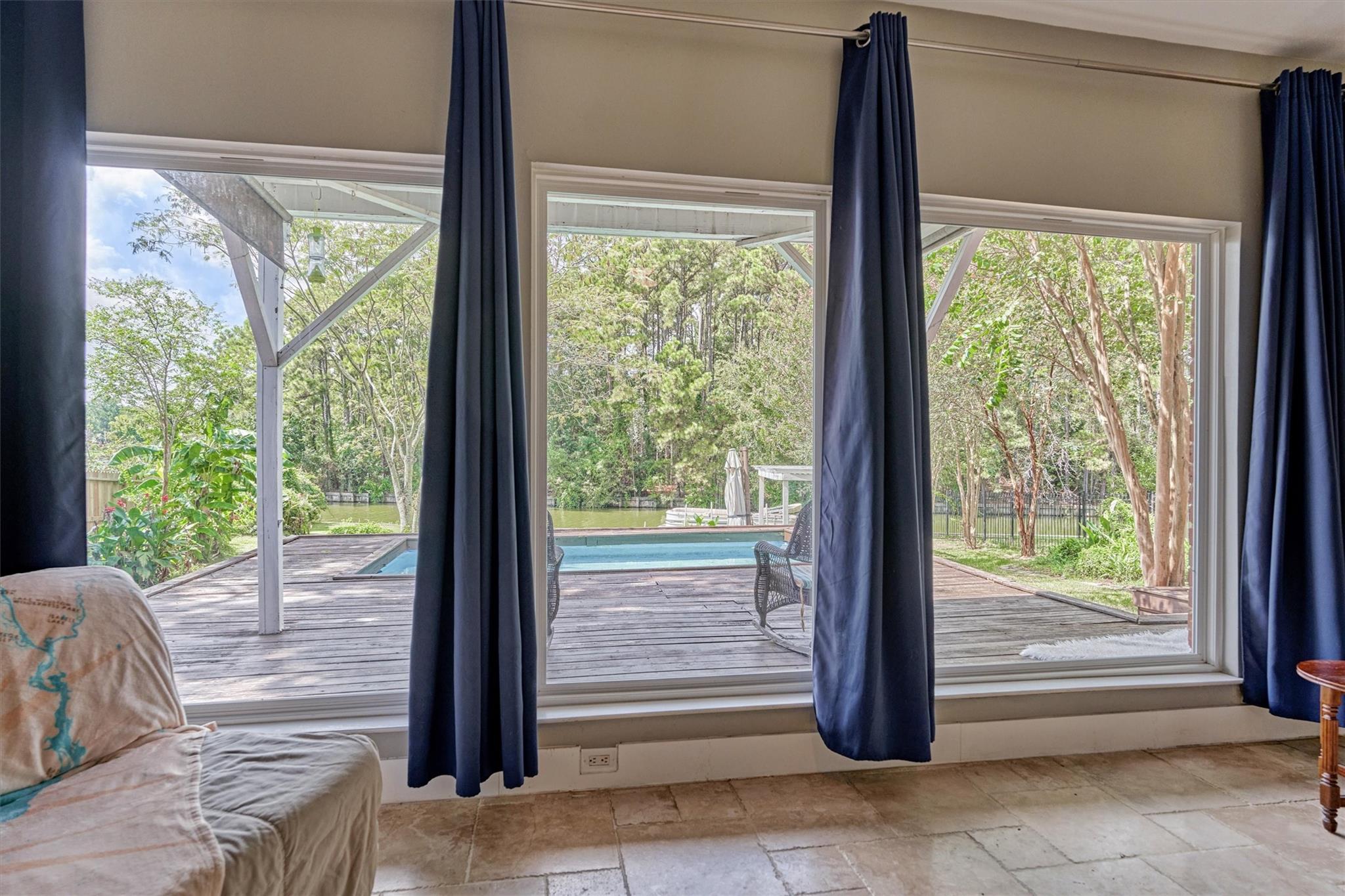 8710 Cross Country Drive