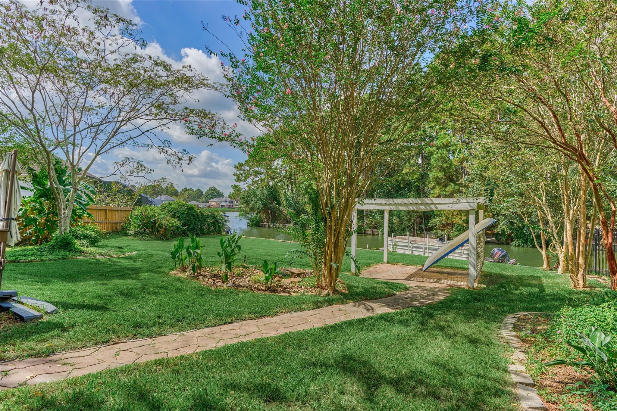8710 Cross Country Drive