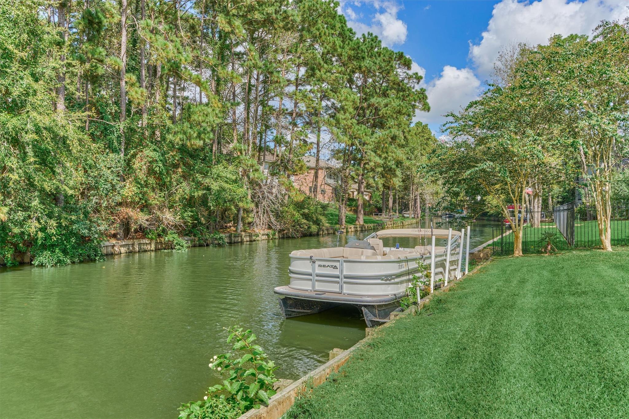 8710 Cross Country Drive