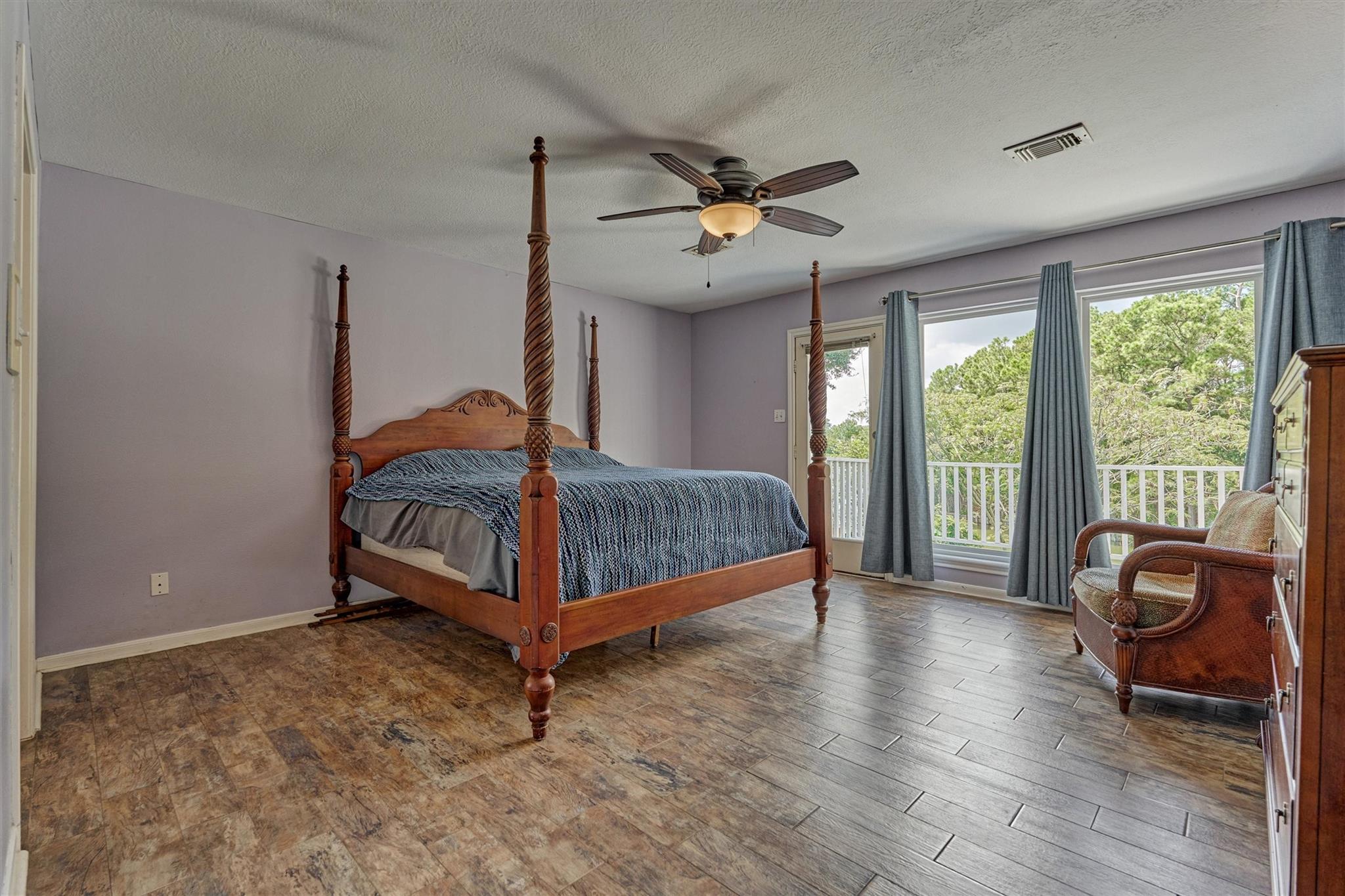 8710 Cross Country Drive