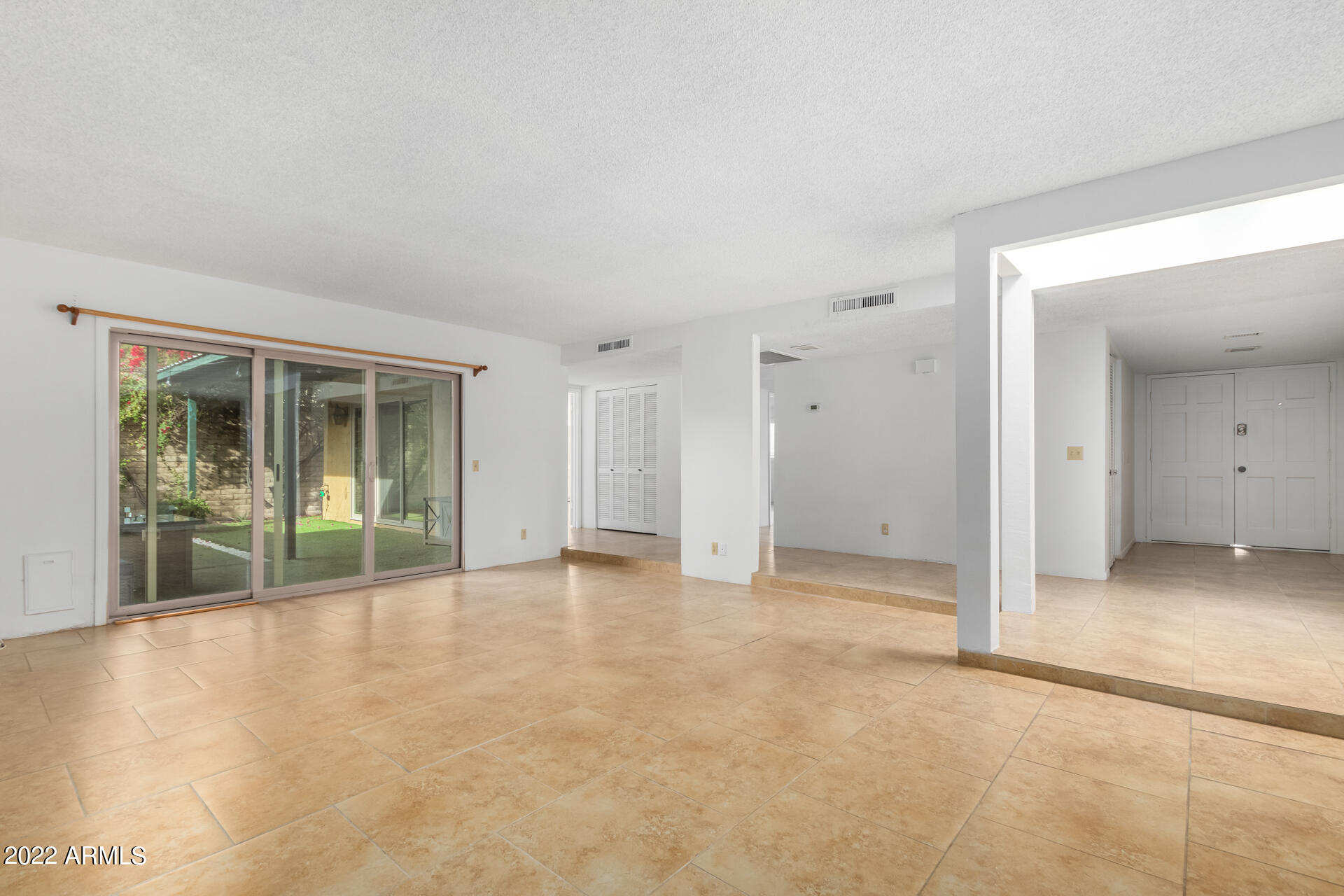 7803 E MACKENZIE Drive