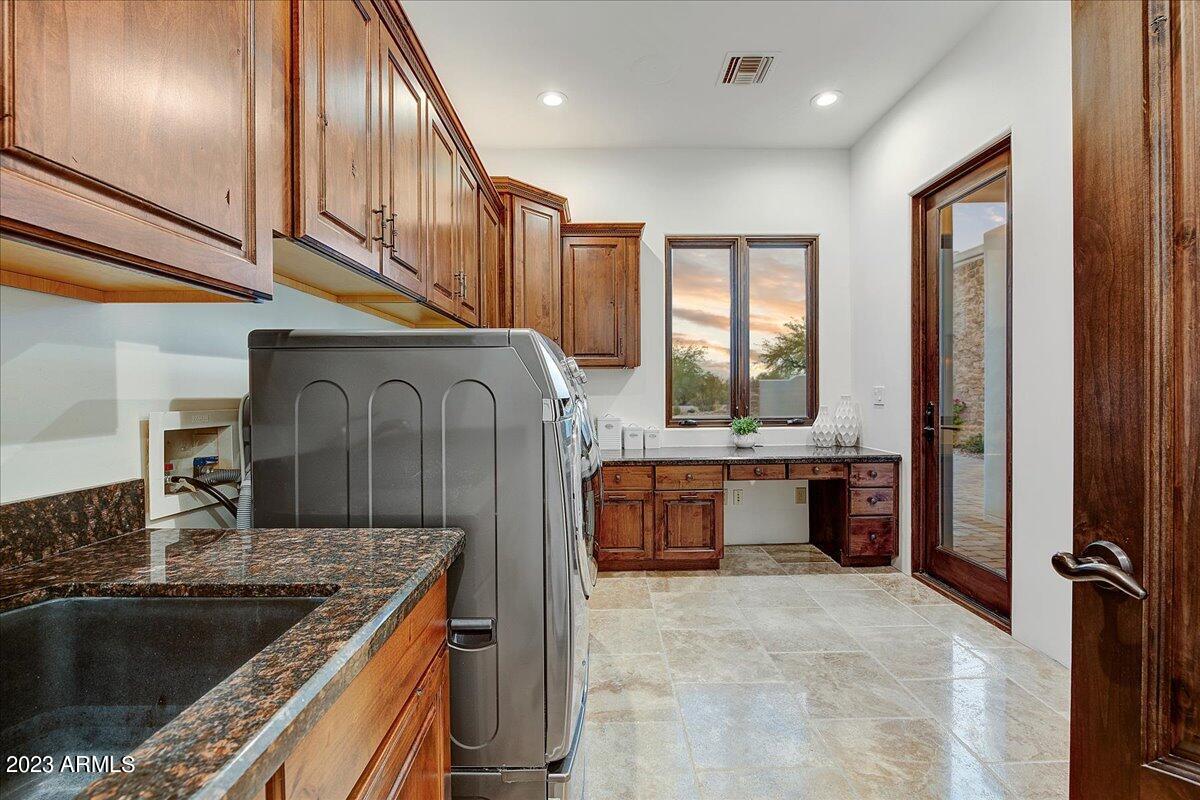 2793 S PINYON VILLAGE Drive