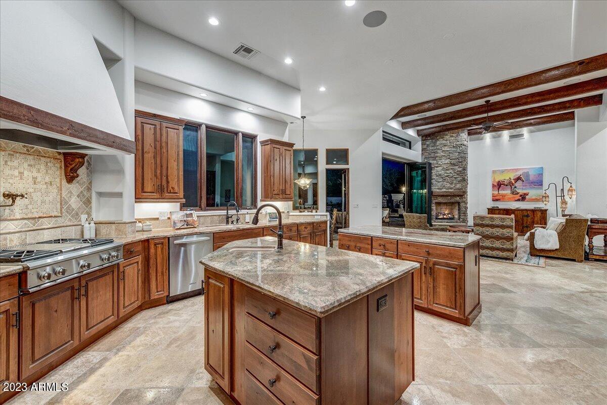 2793 S PINYON VILLAGE Drive