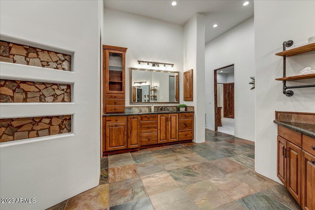 2793 S PINYON VILLAGE Drive