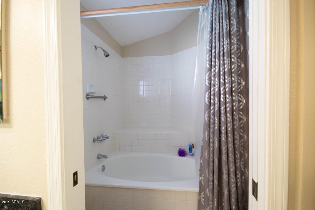 8700 E MOUNTAIN VIEW Road # 1076