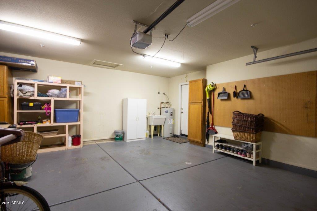 8700 E MOUNTAIN VIEW Road # 1076