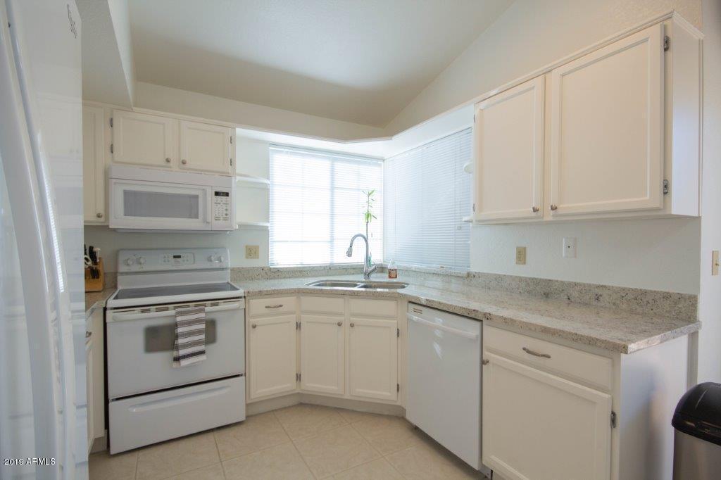 8700 E MOUNTAIN VIEW Road # 1076