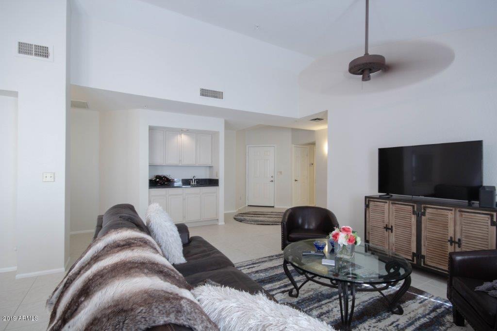 8700 E MOUNTAIN VIEW Road # 1076