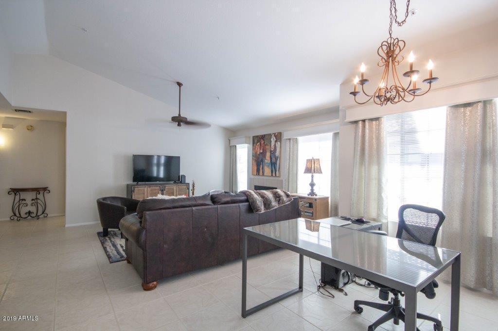 8700 E MOUNTAIN VIEW Road # 1076