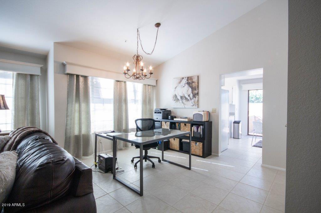 8700 E MOUNTAIN VIEW Road # 1076