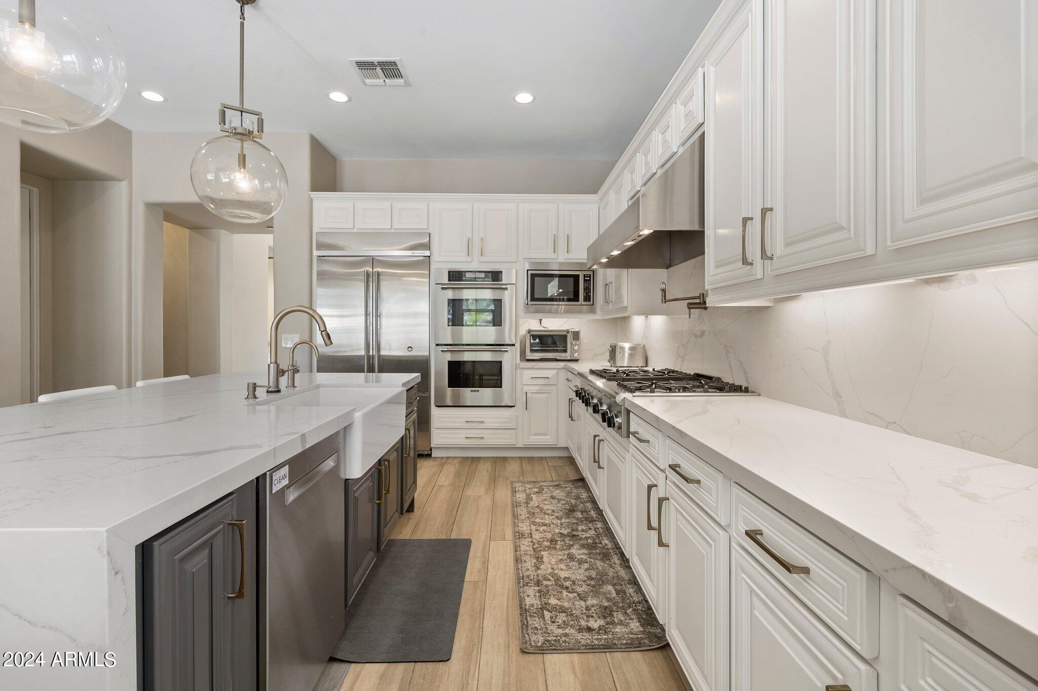 9421 E TRAILSIDE View