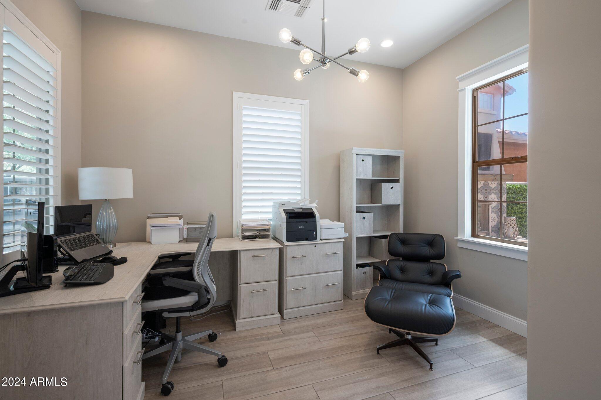 9421 E TRAILSIDE View