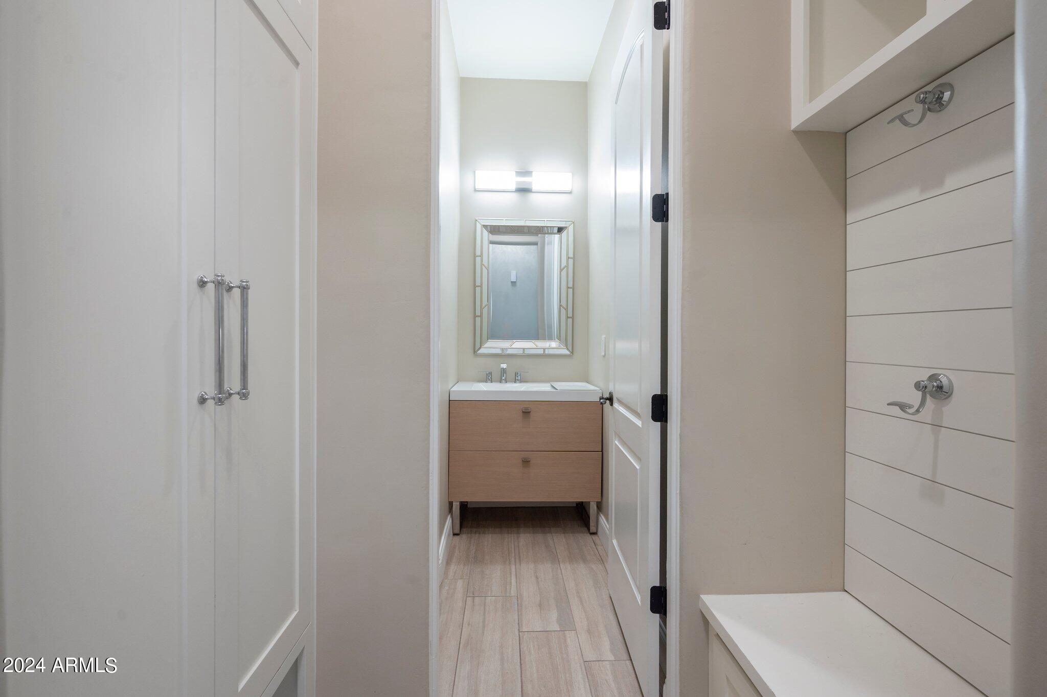 9421 E TRAILSIDE View